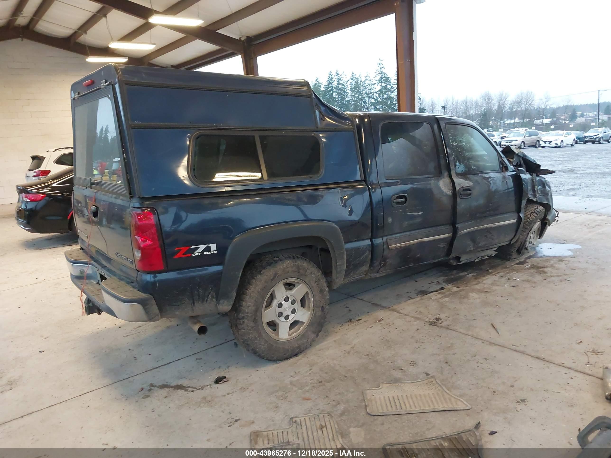CHEVROLET SILVERADO image 4