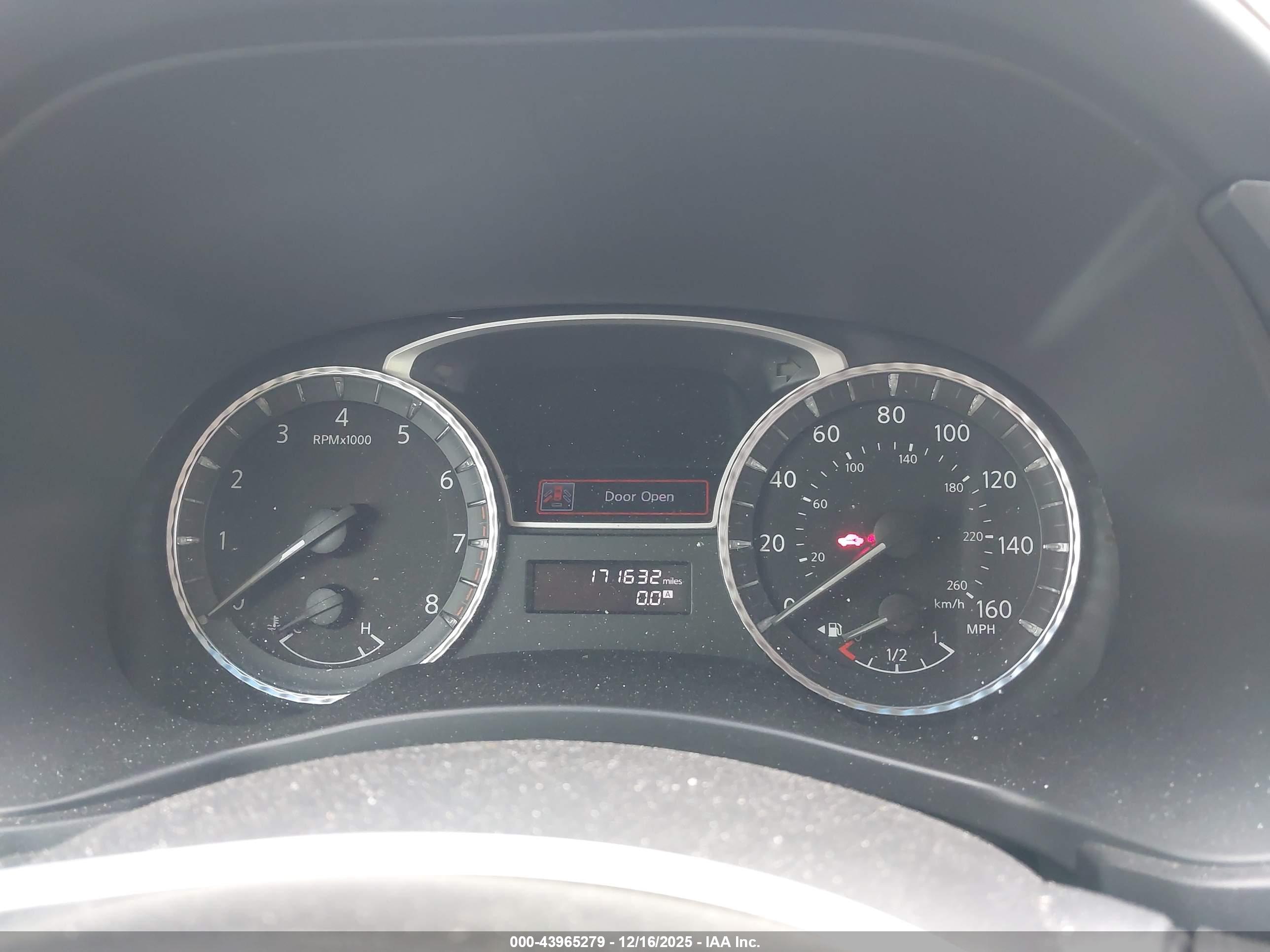 INFINITI JX35 image 7