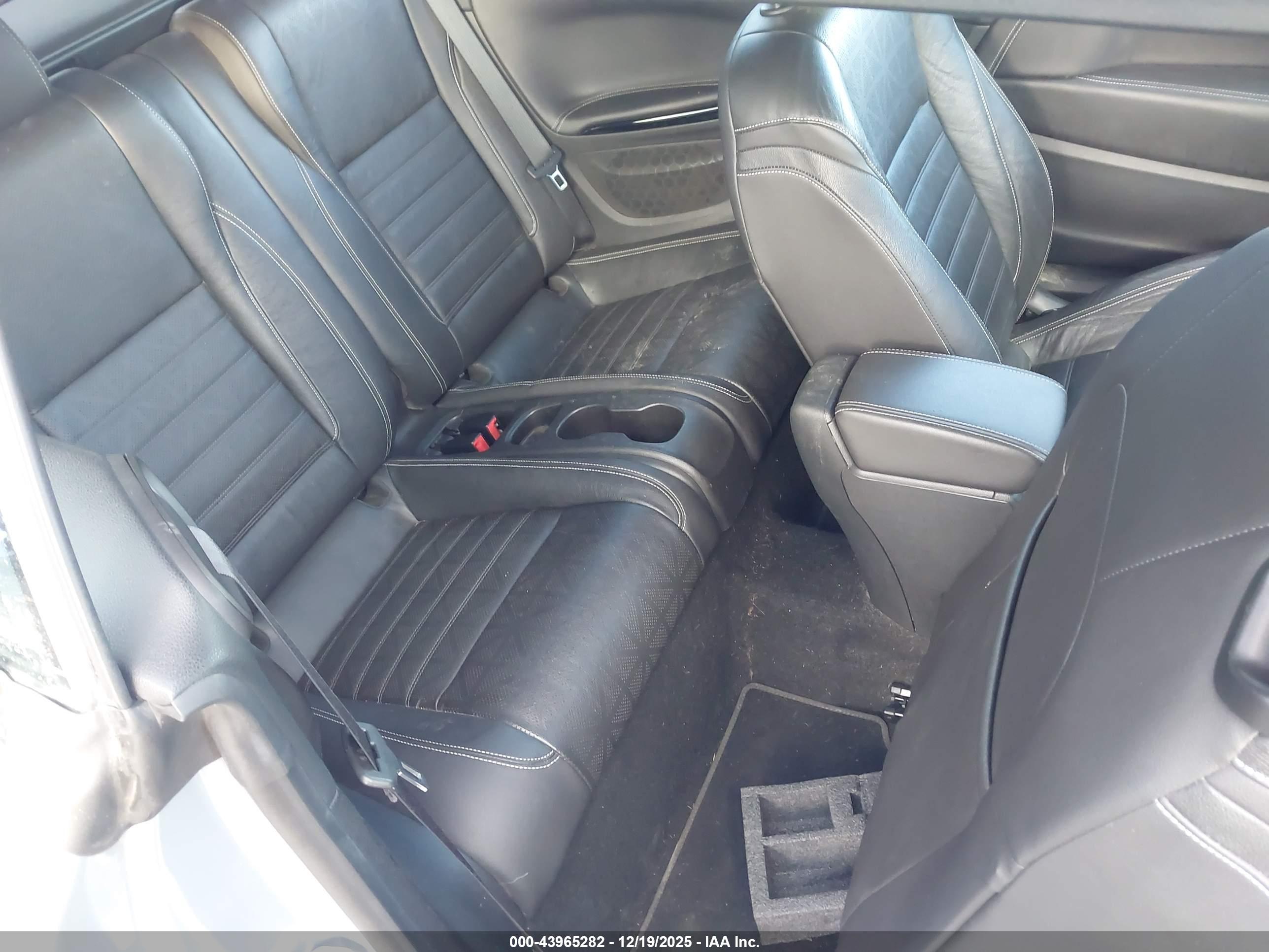 BUICK CASCADA image 8