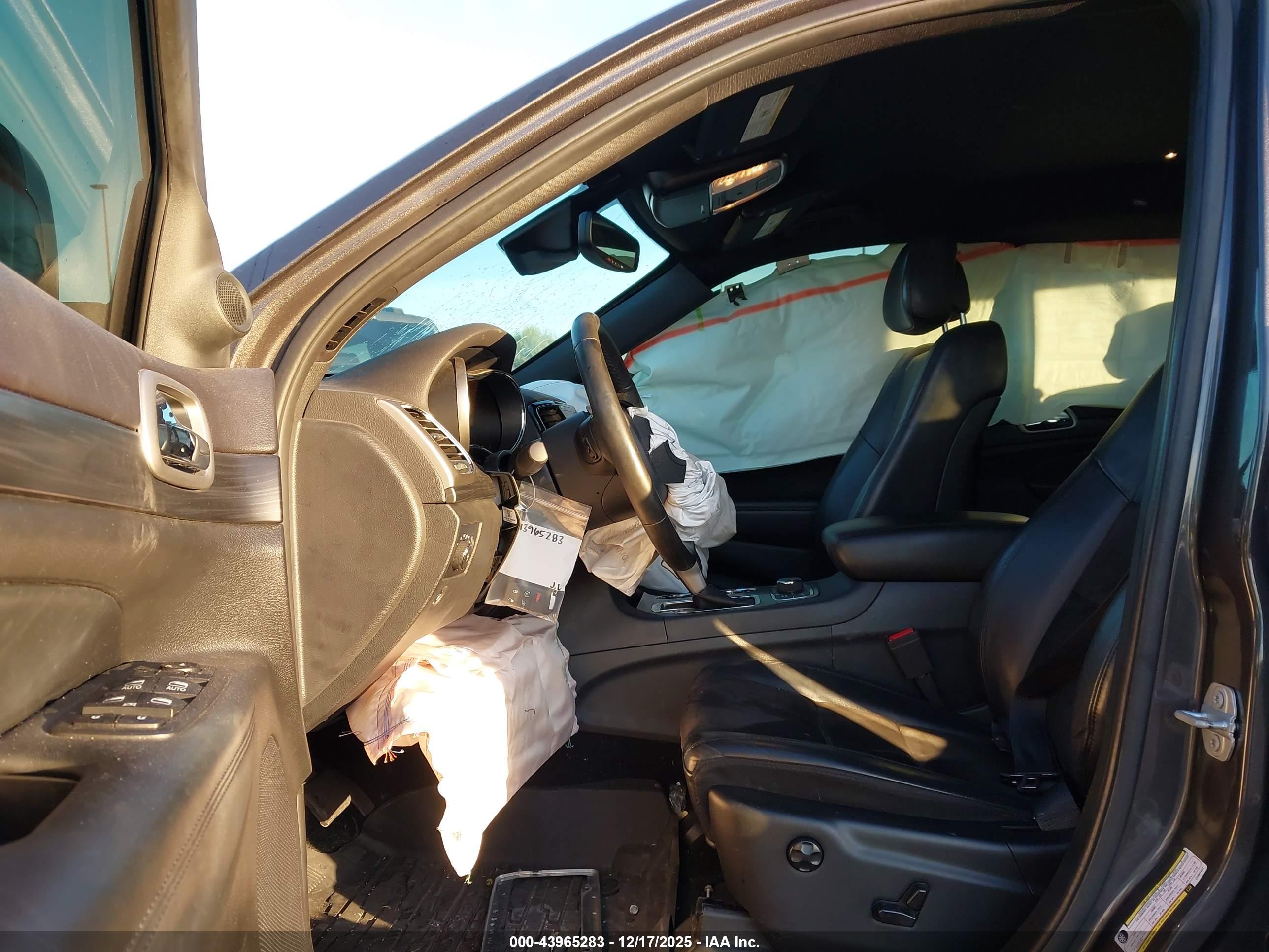 JEEP GRAND image 5