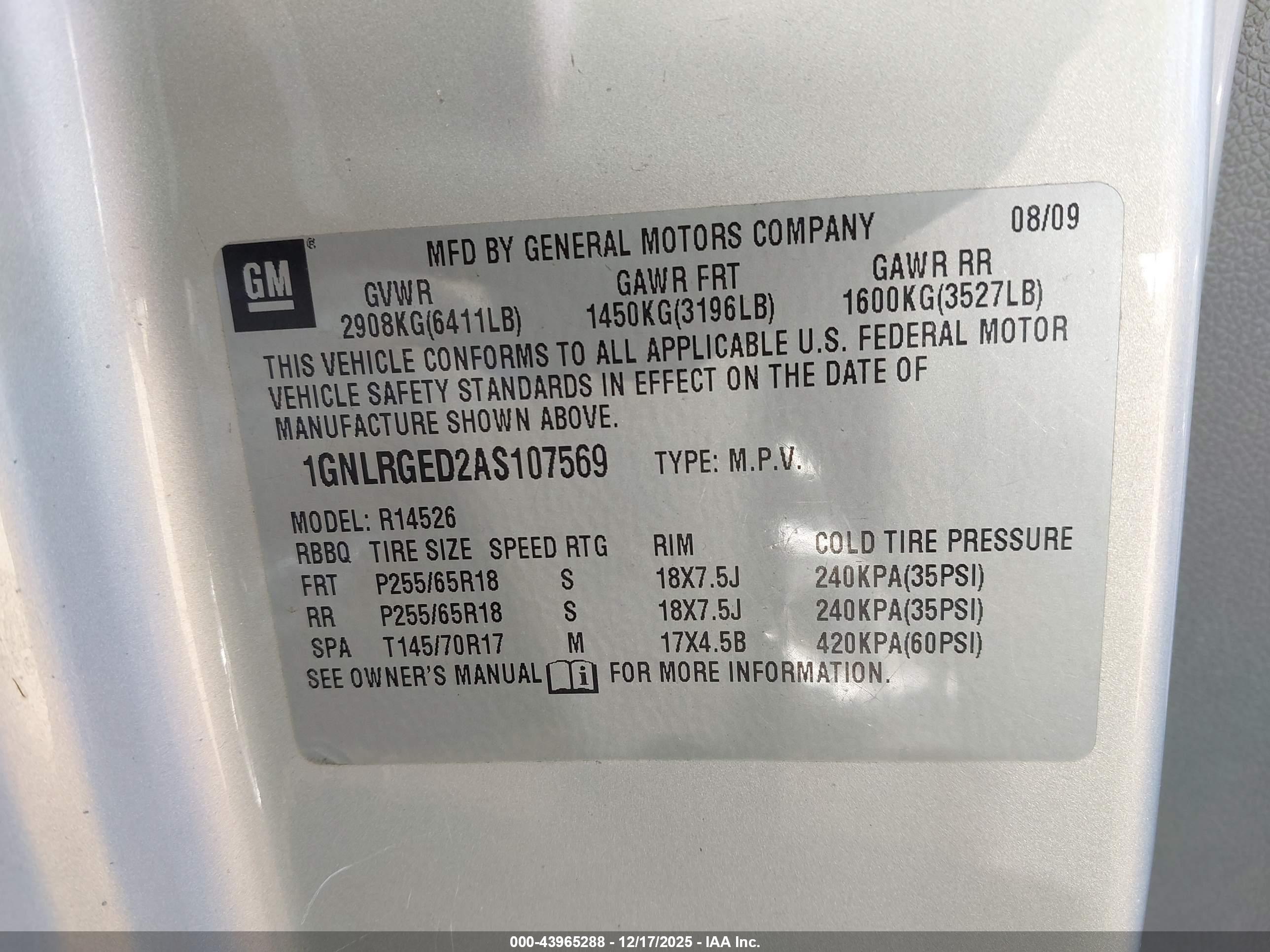 CHEVROLET TRAVERSE image 9