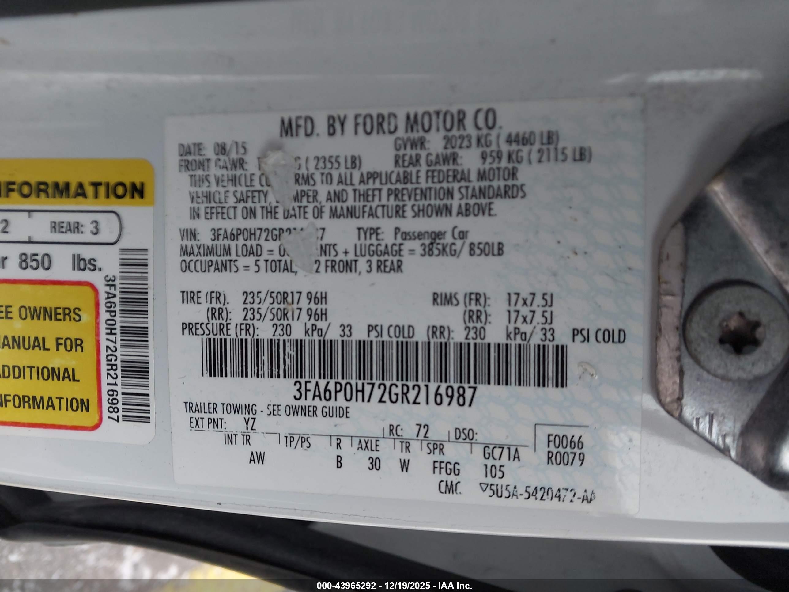 FORD FUSION image 9