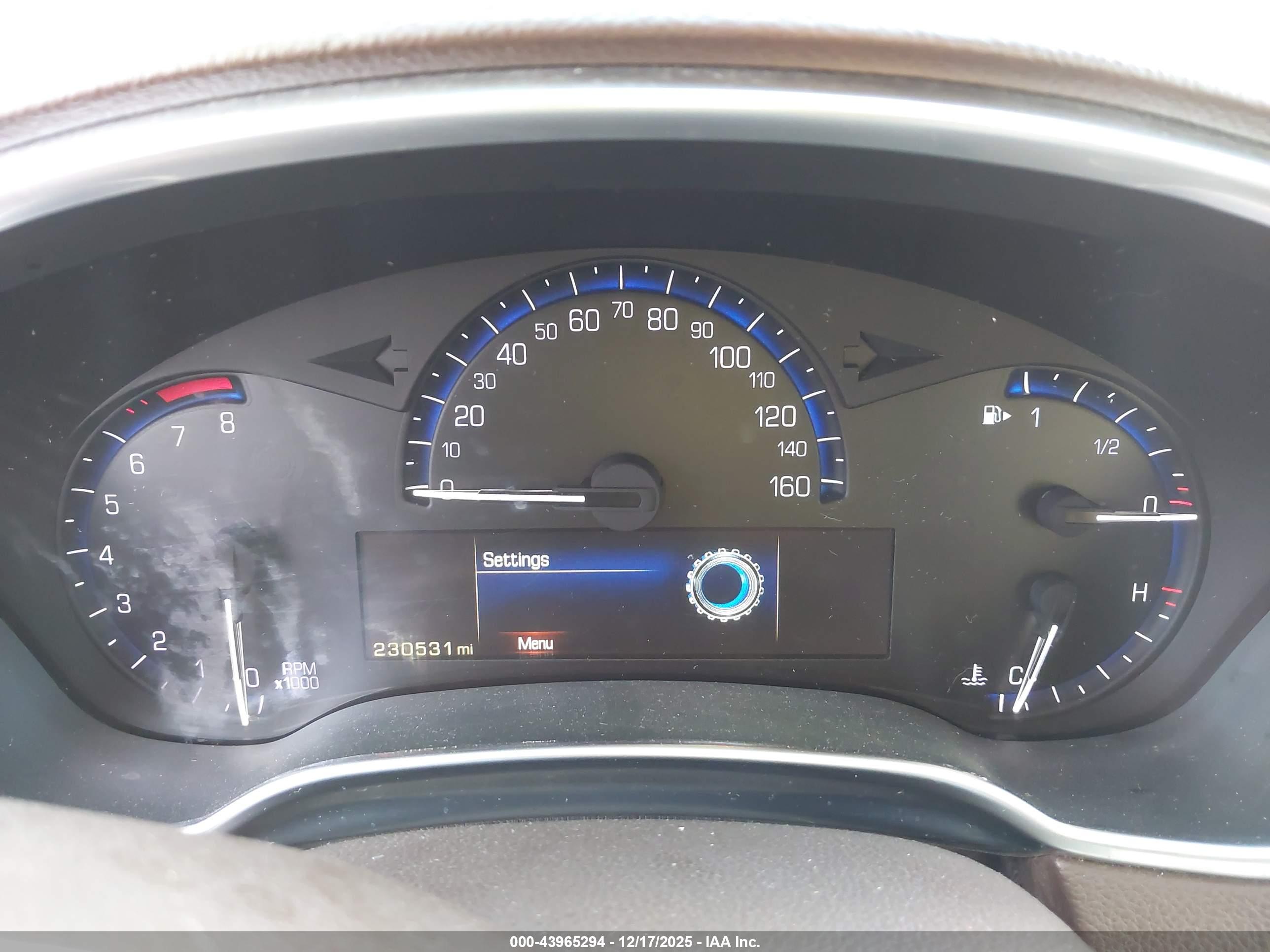 CADILLAC SRX image 7