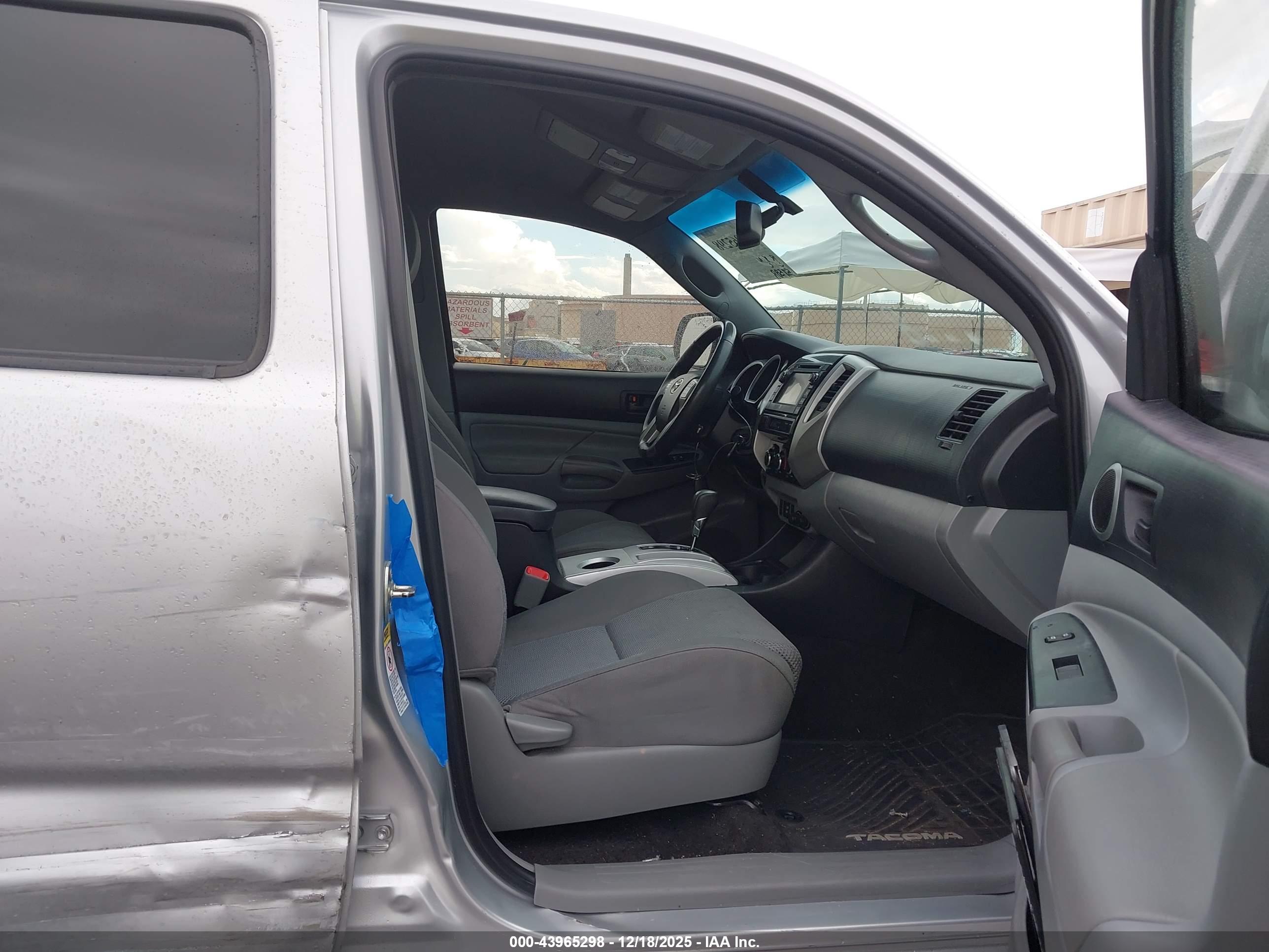 TOYOTA TACOMA image 5