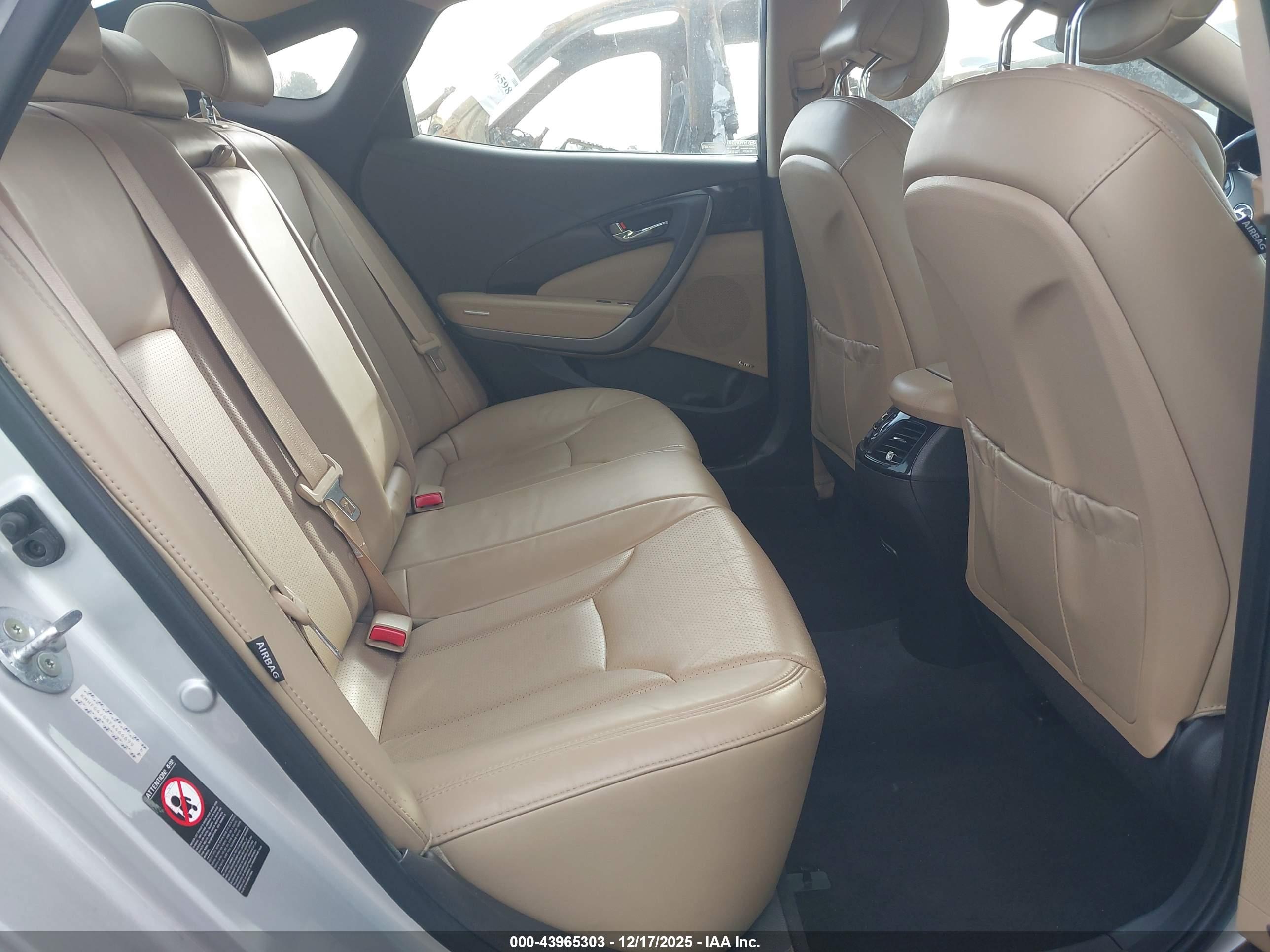 HYUNDAI AZERA image 8