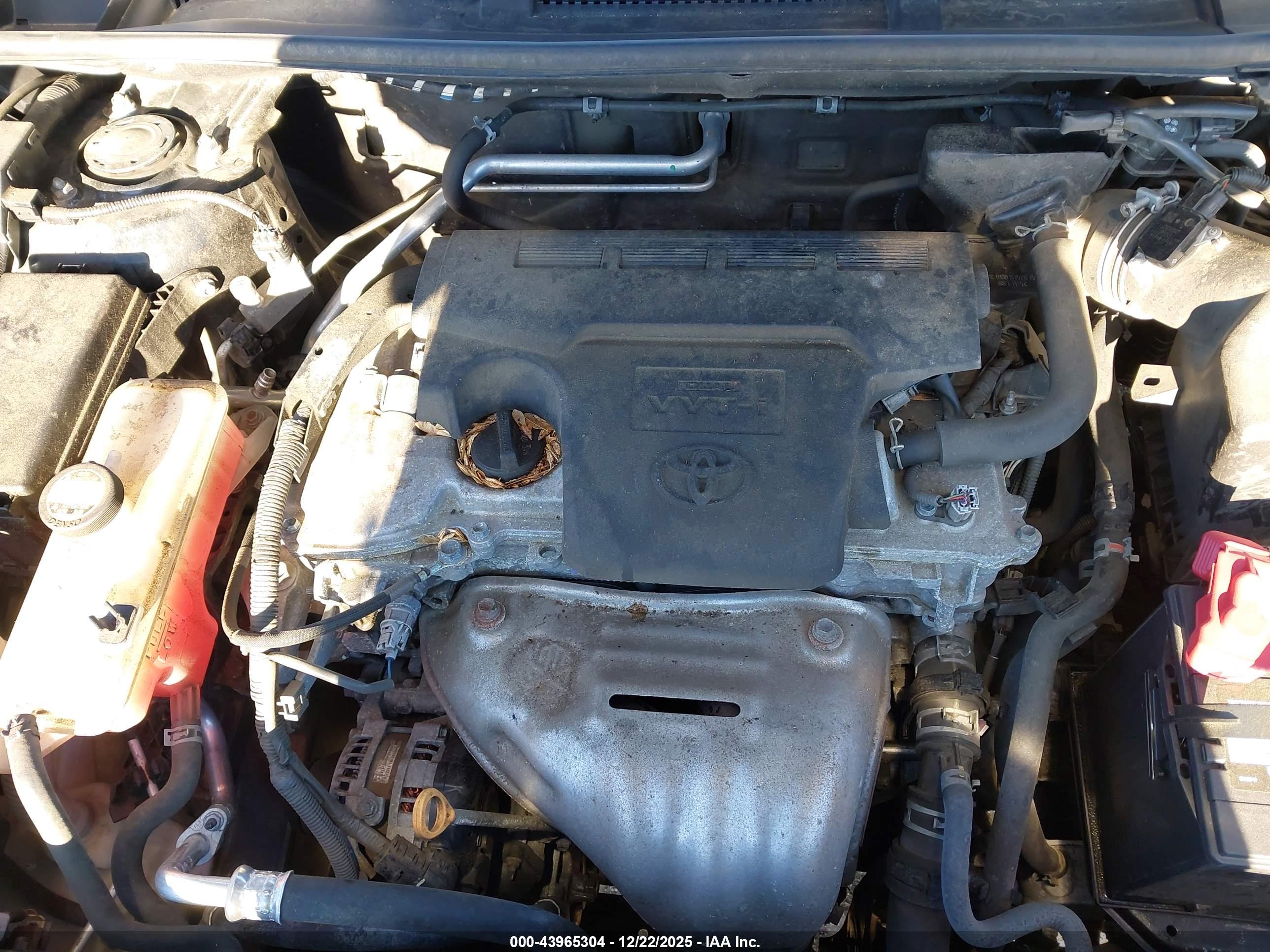 TOYOTA RAV4 image 10
