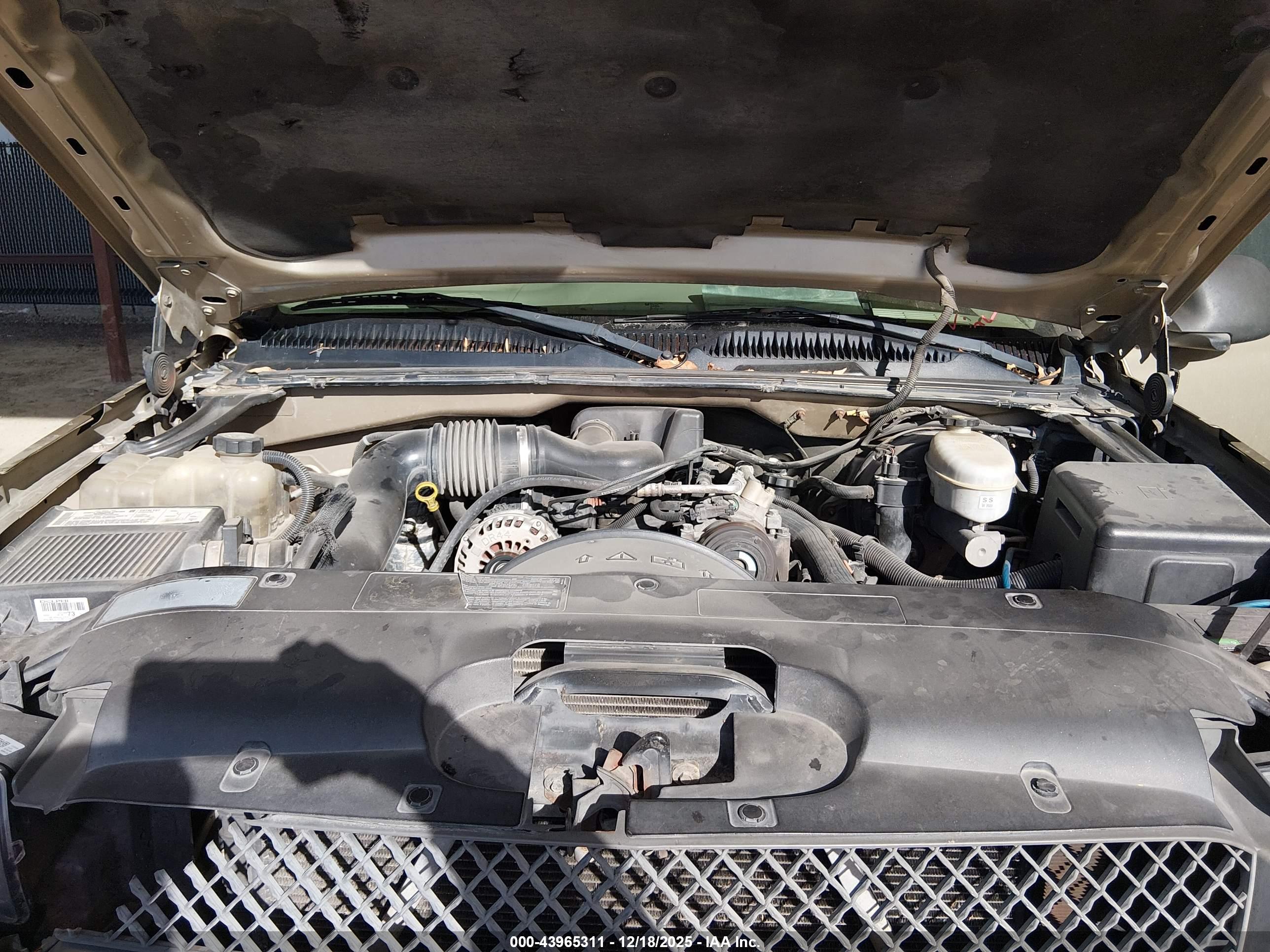 CHEVROLET SILVERADO image 10