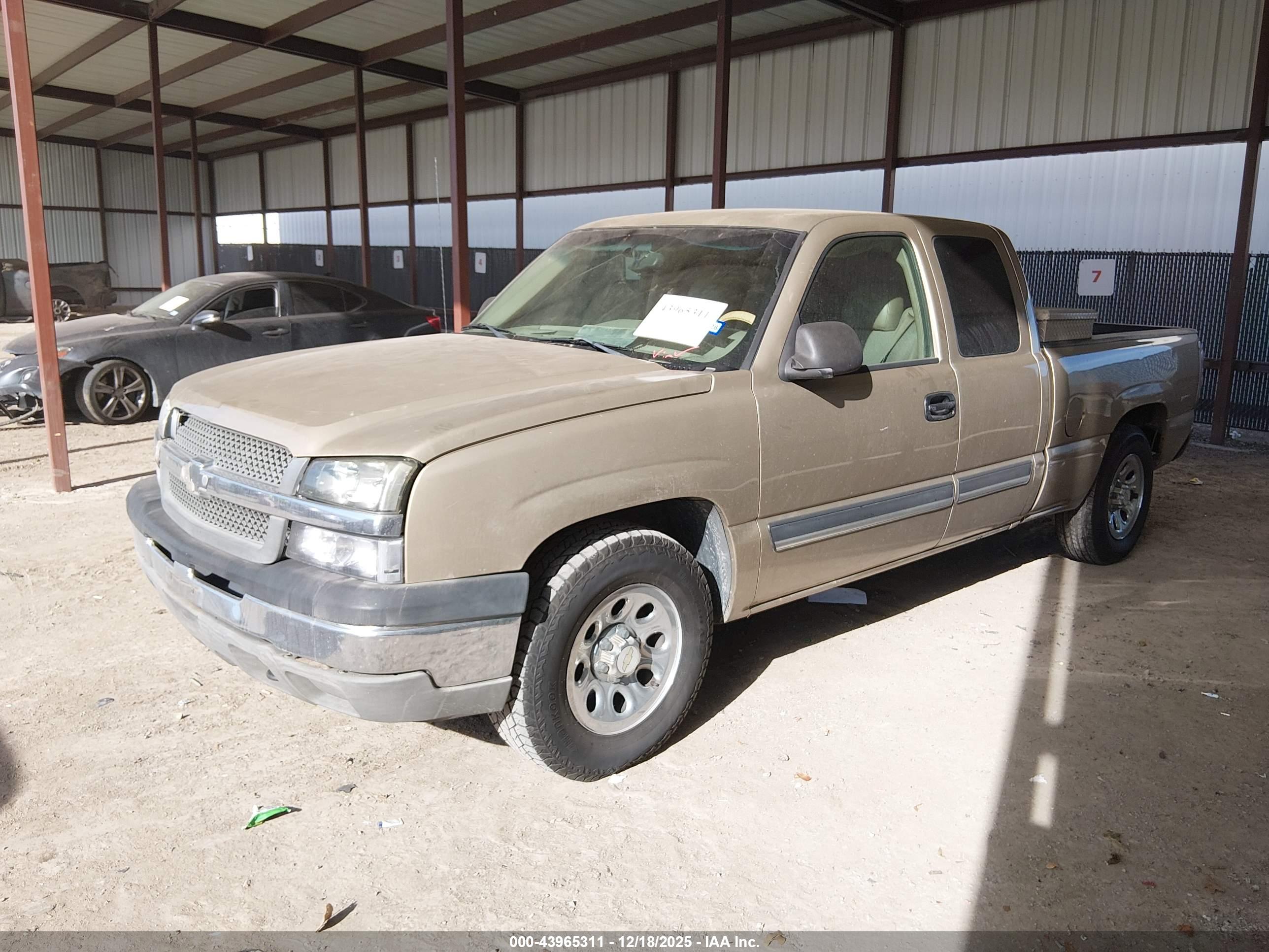 CHEVROLET SILVERADO image 2