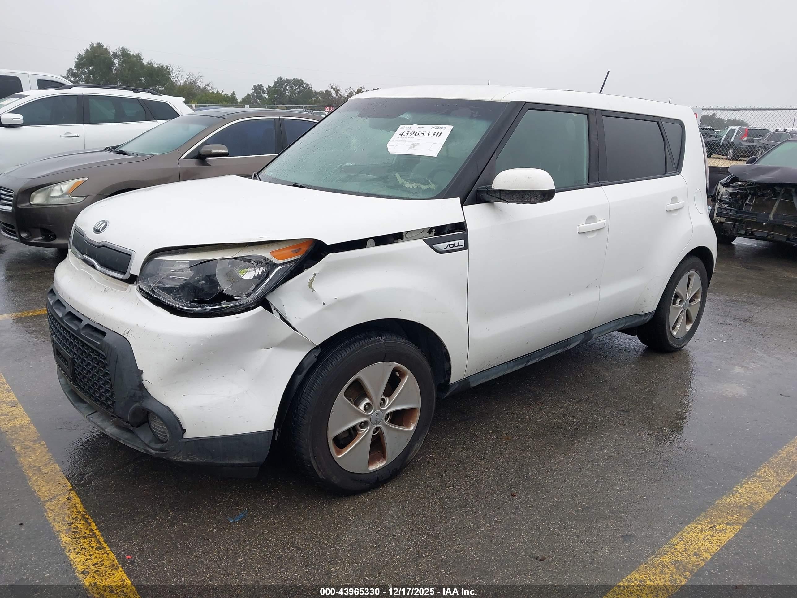 KIA SOUL image 2