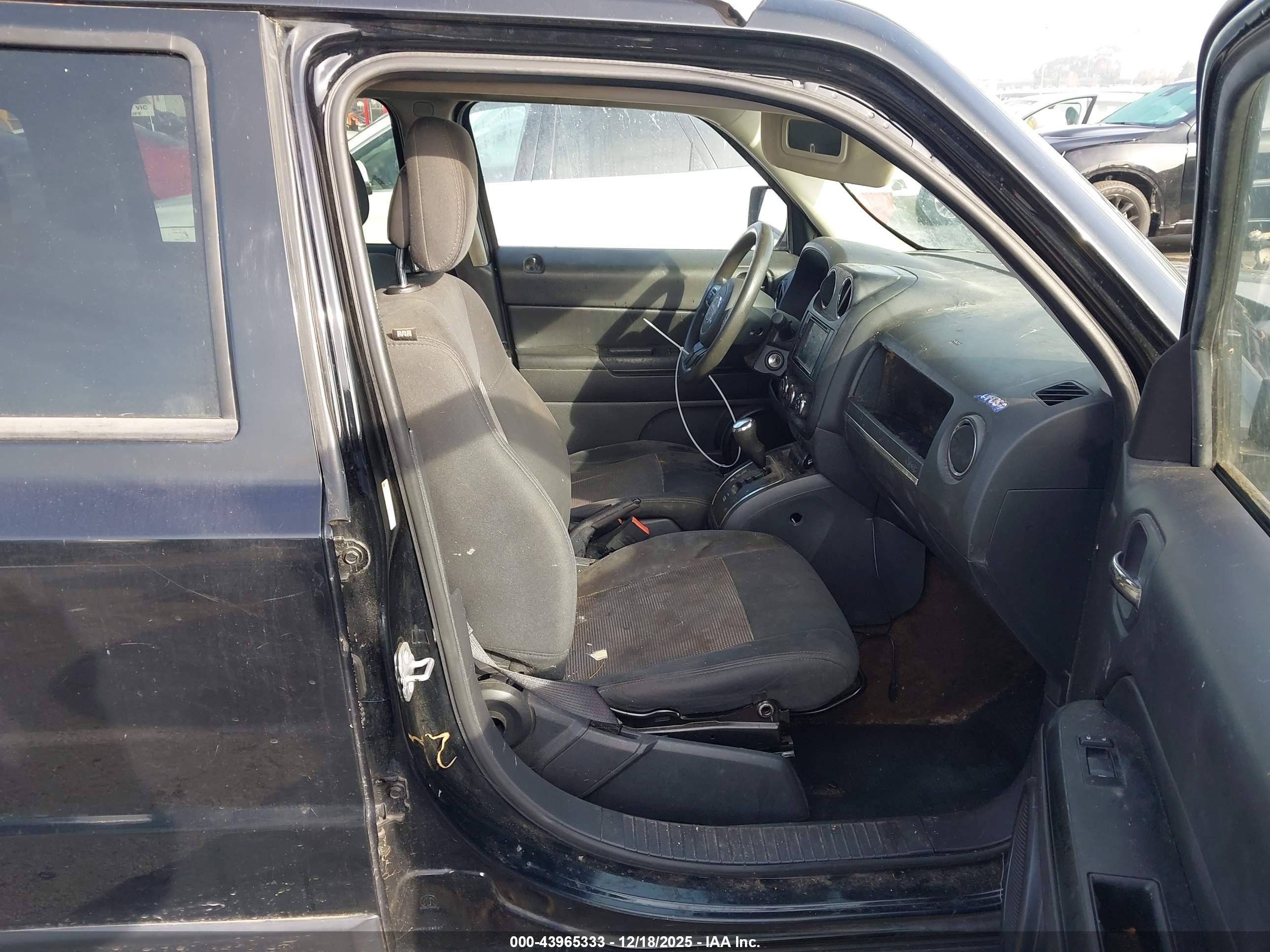 JEEP PATRIOT image 5