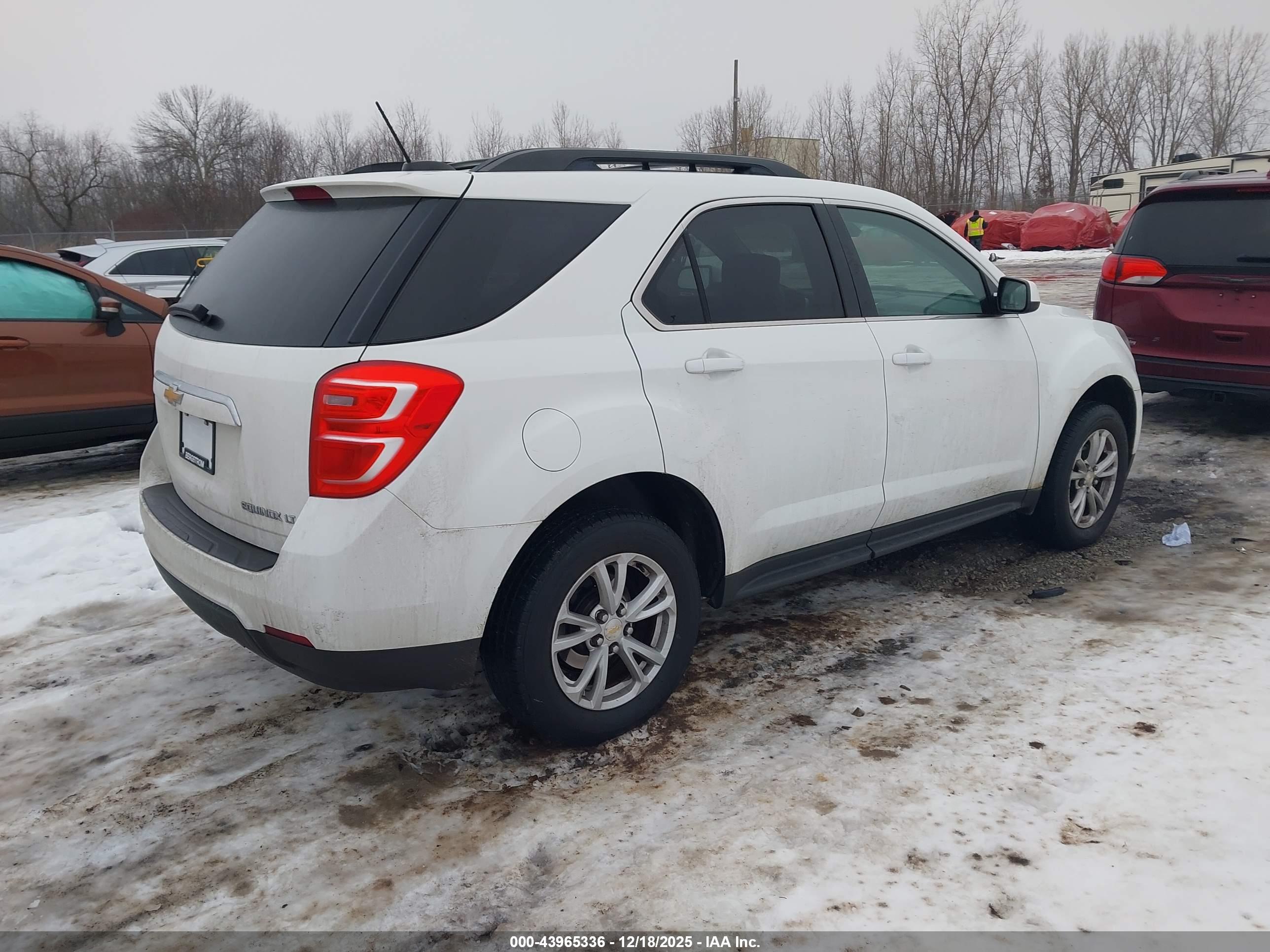 CHEVROLET EQUINOX image 4