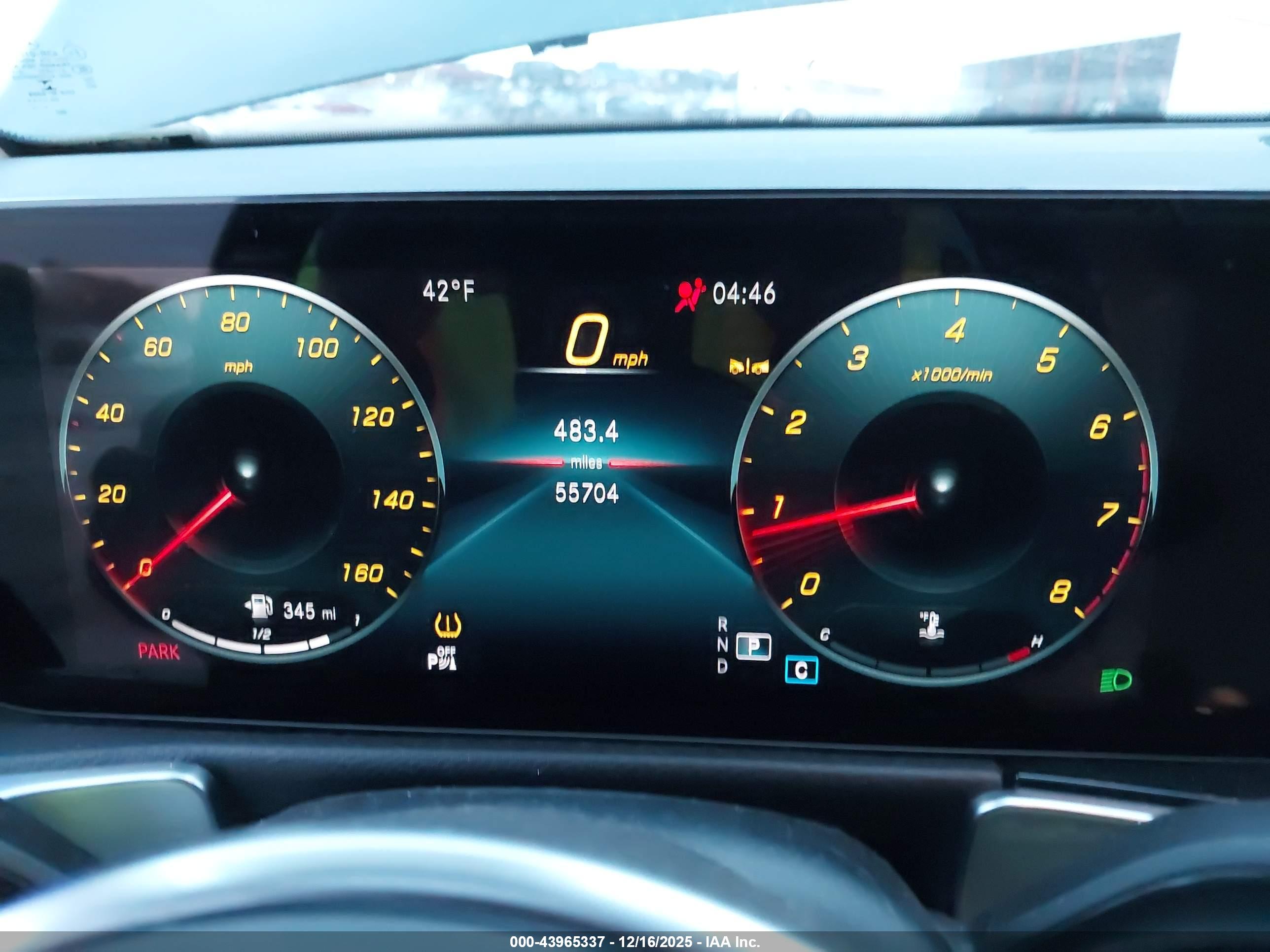 MERCEDES-BENZ GLB image 7