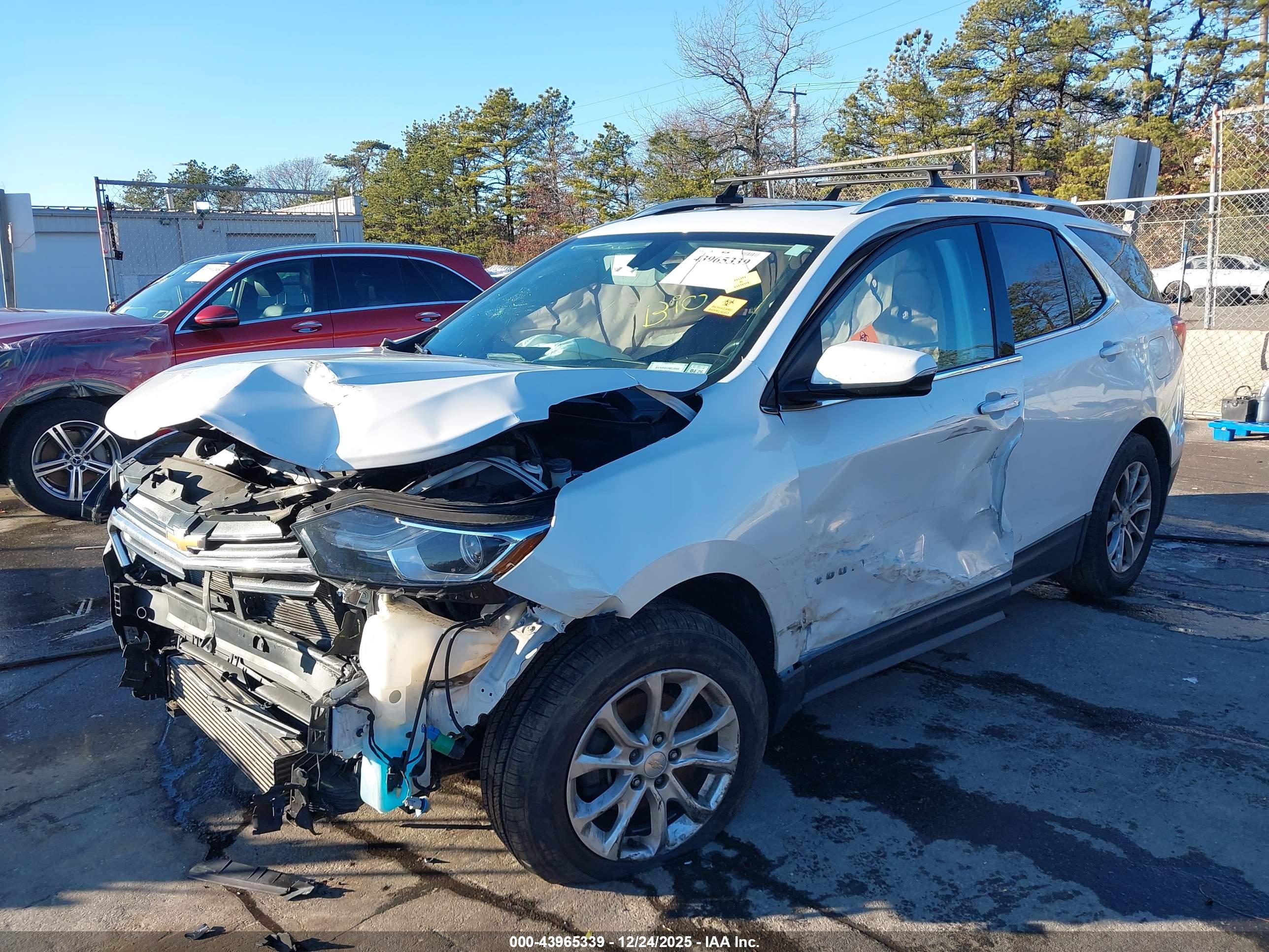 CHEVROLET EQUINOX image 2