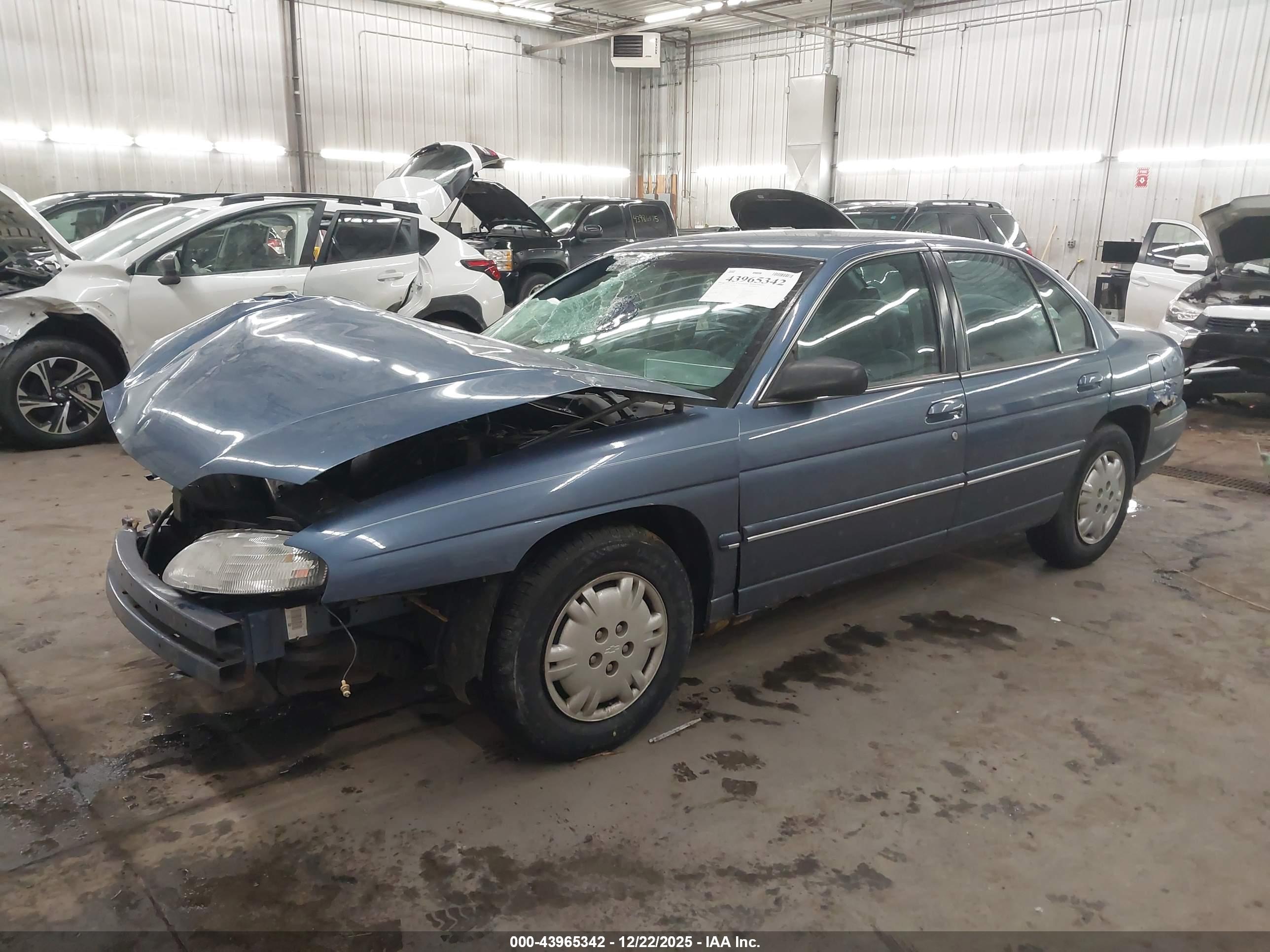 CHEVROLET LUMINA image 2