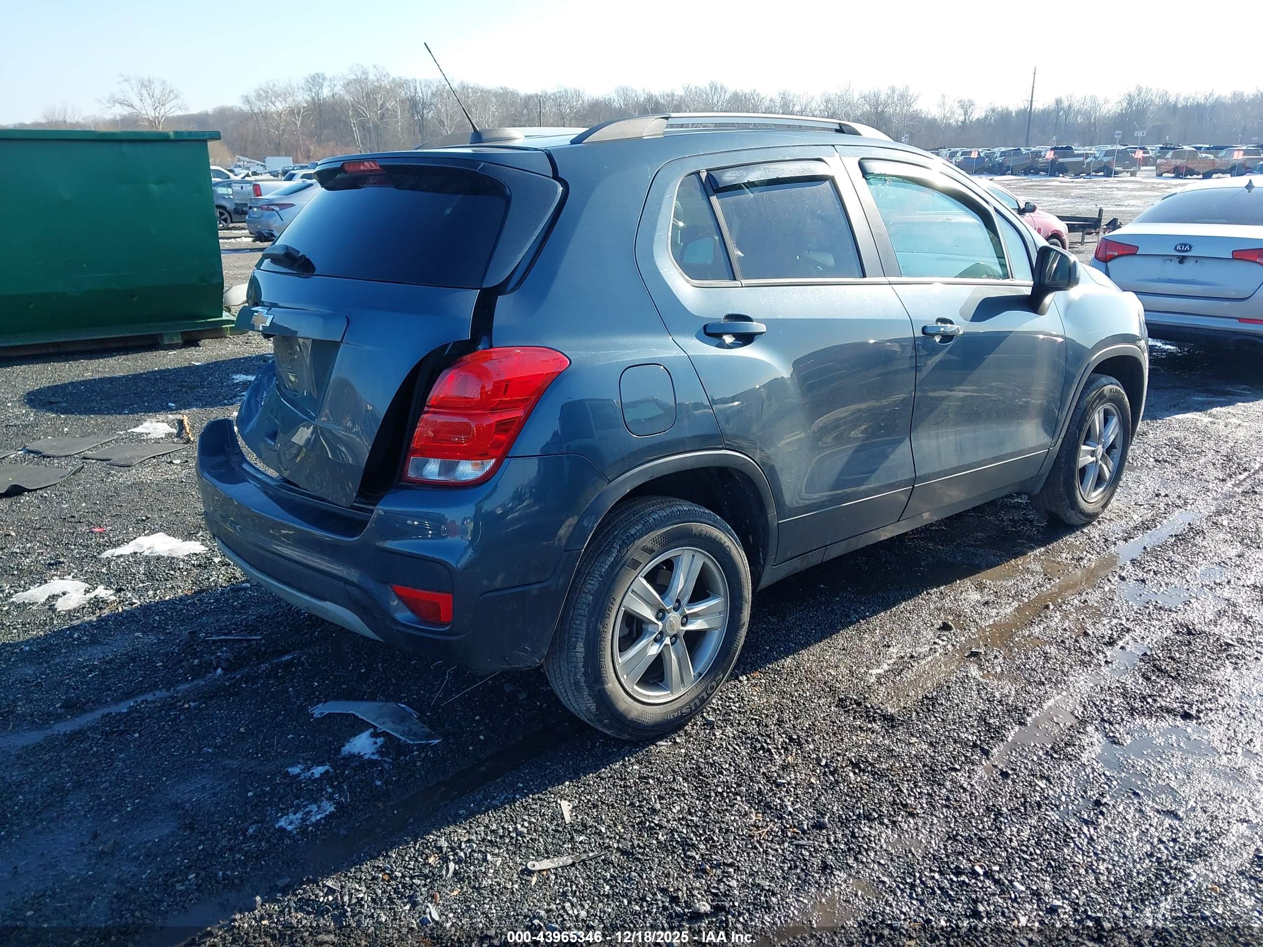 CHEVROLET TRAX image 4