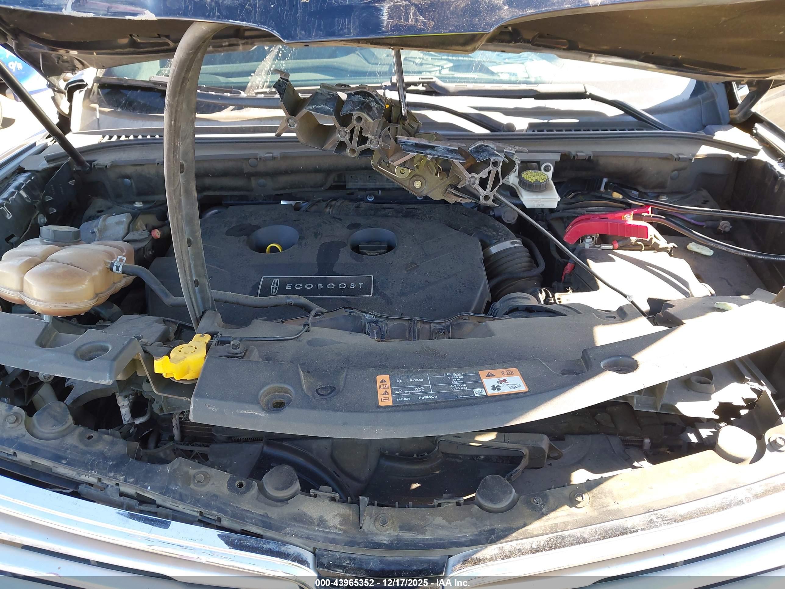 LINCOLN MKC image 10