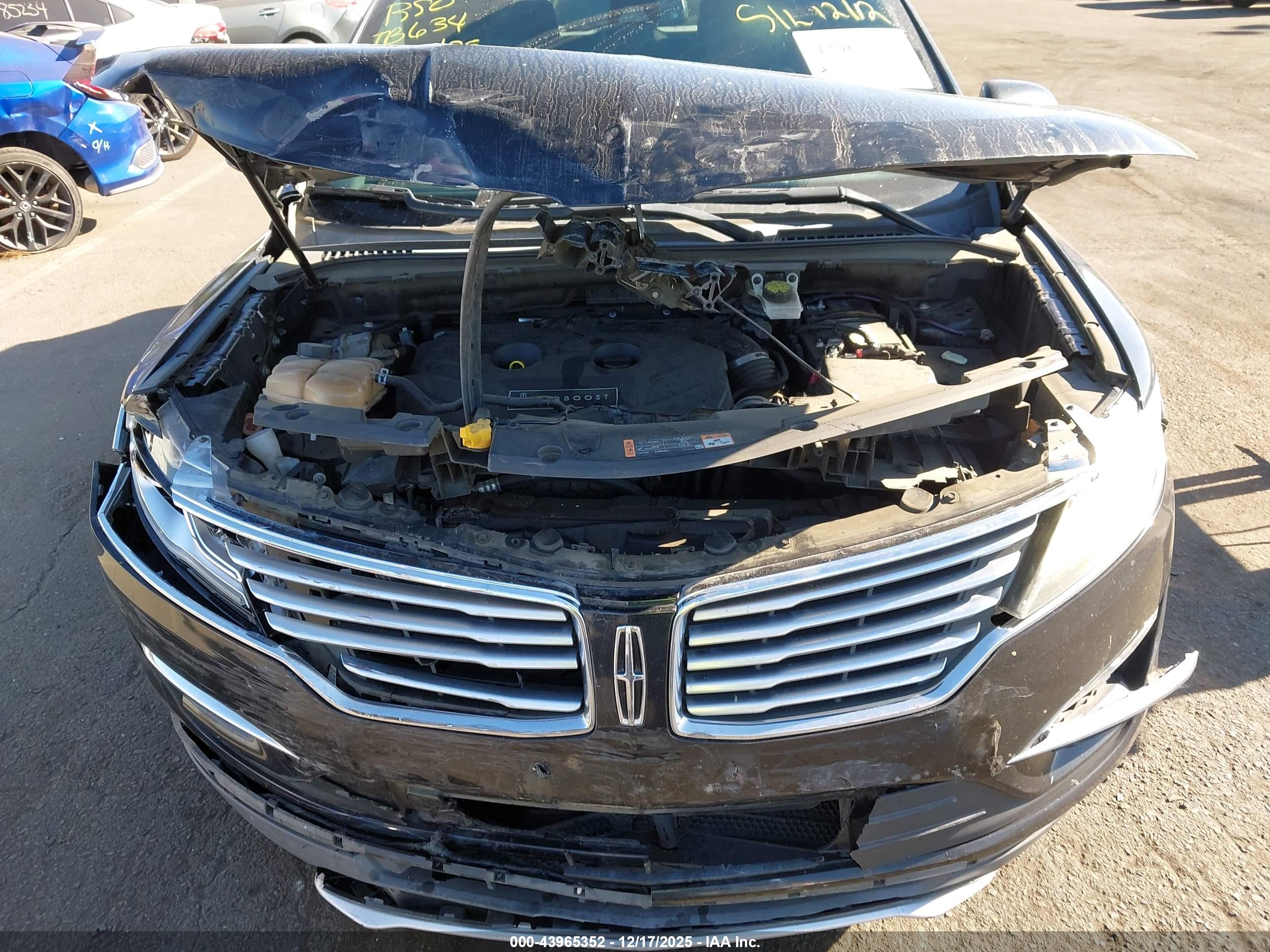 LINCOLN MKC image 6