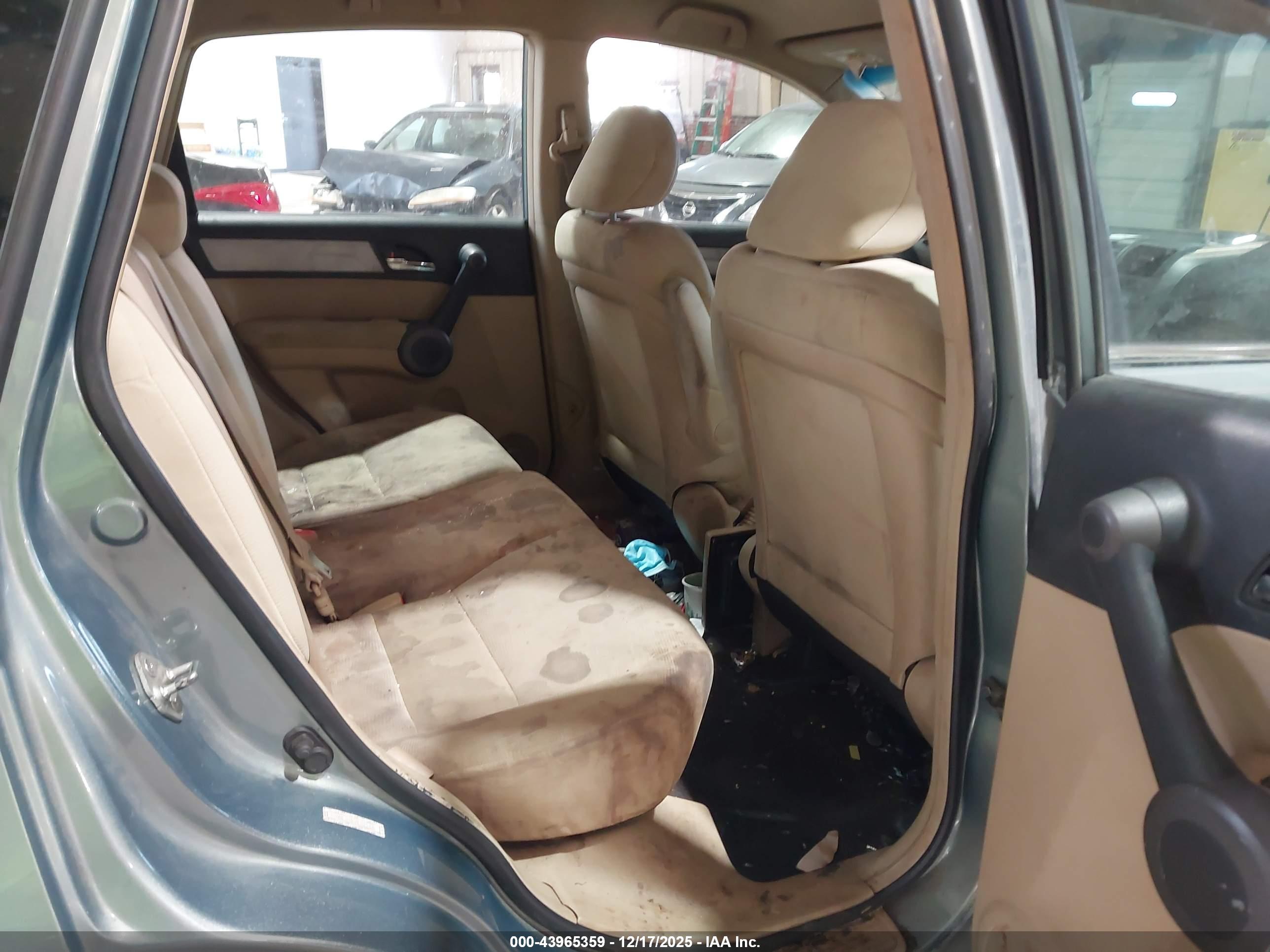 HONDA CR-V image 8