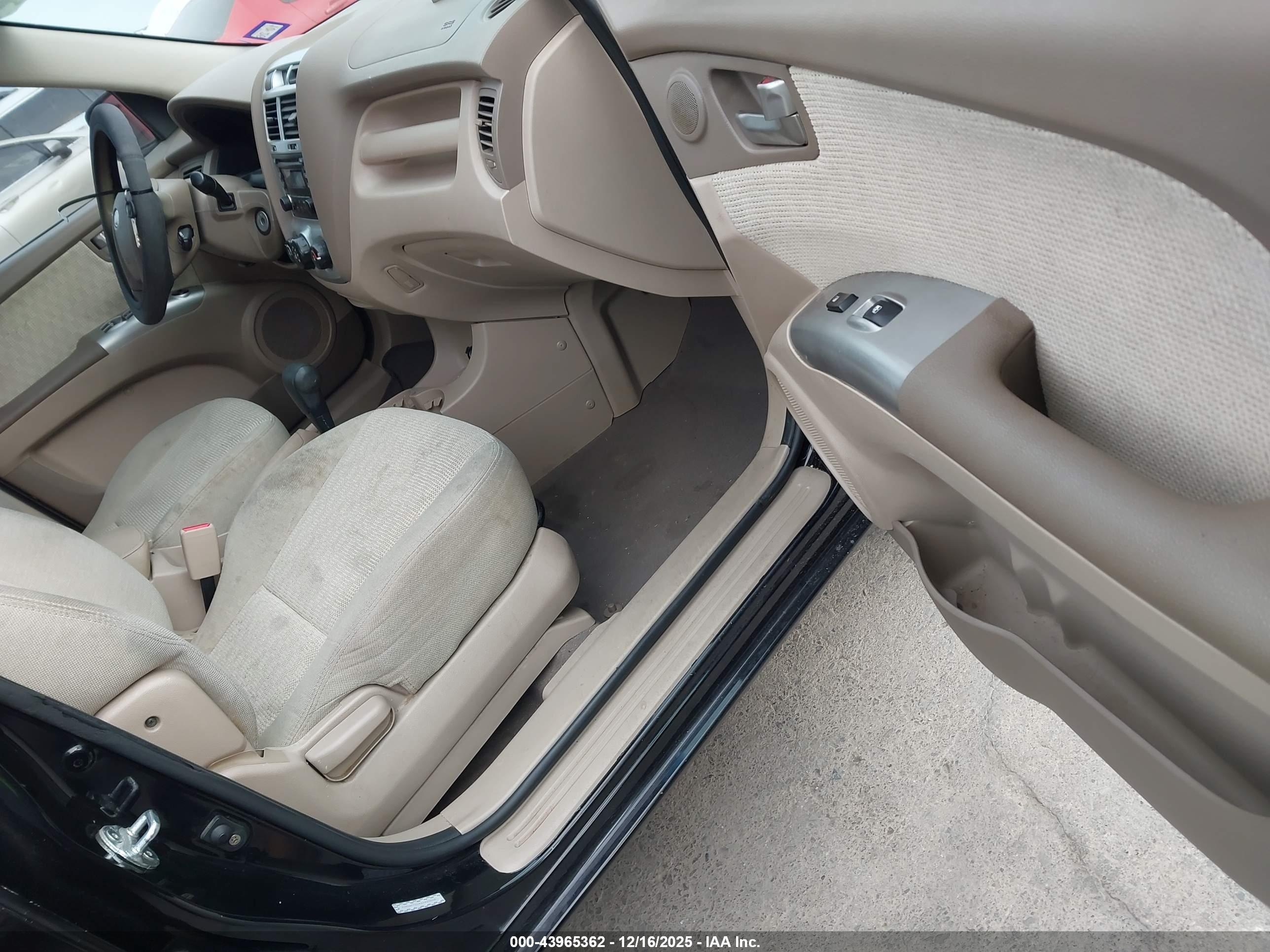 KIA SPORTAGE image 5