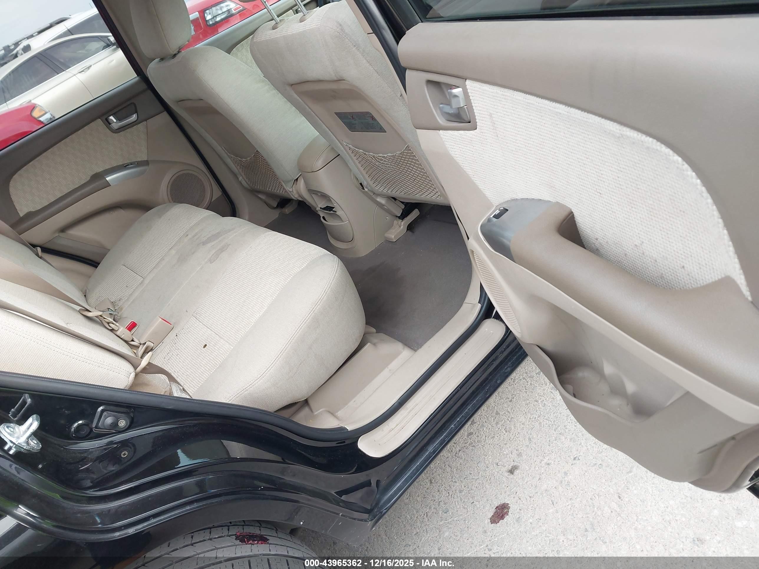 KIA SPORTAGE image 8
