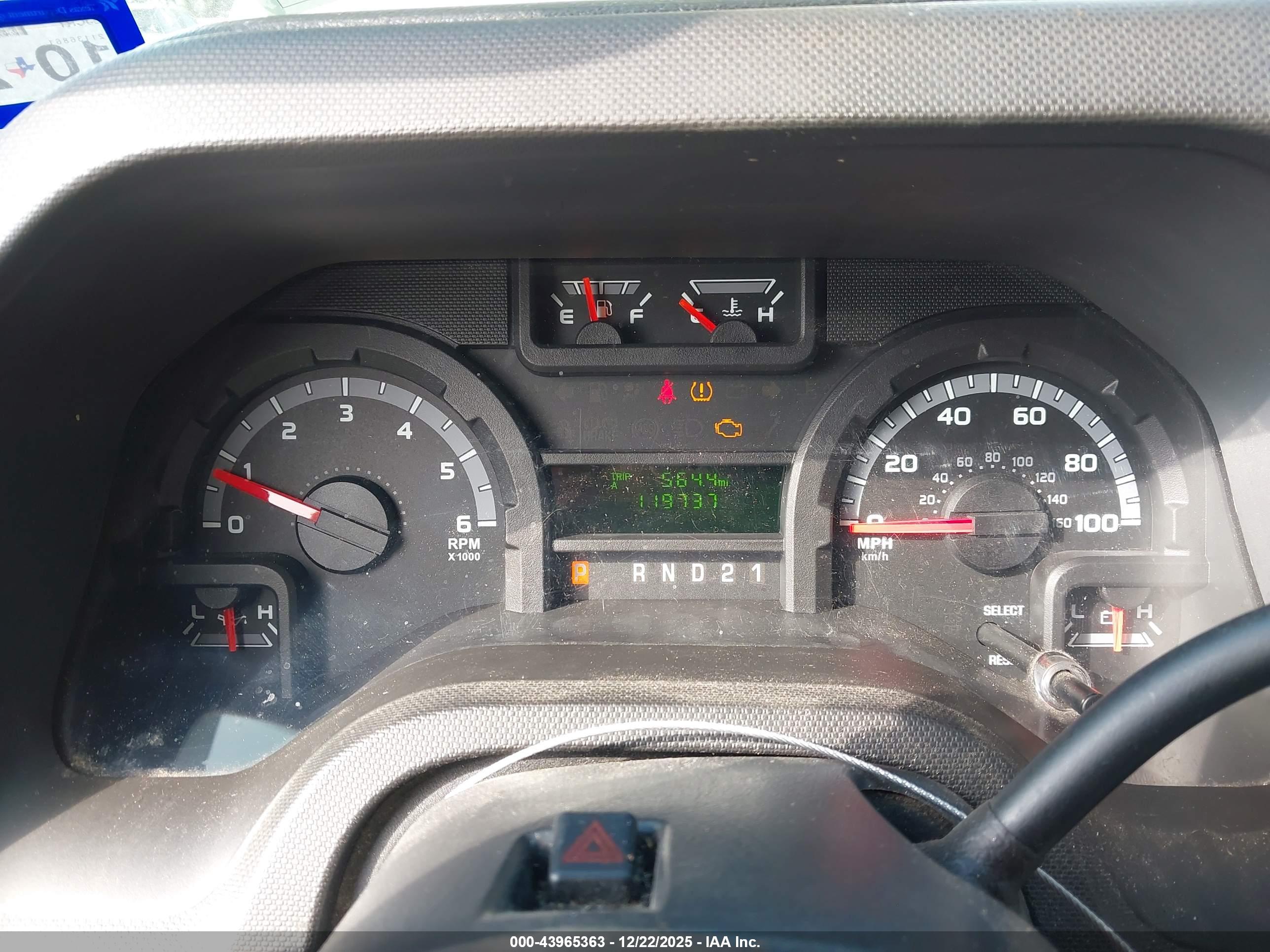 FORD E-250 image 7