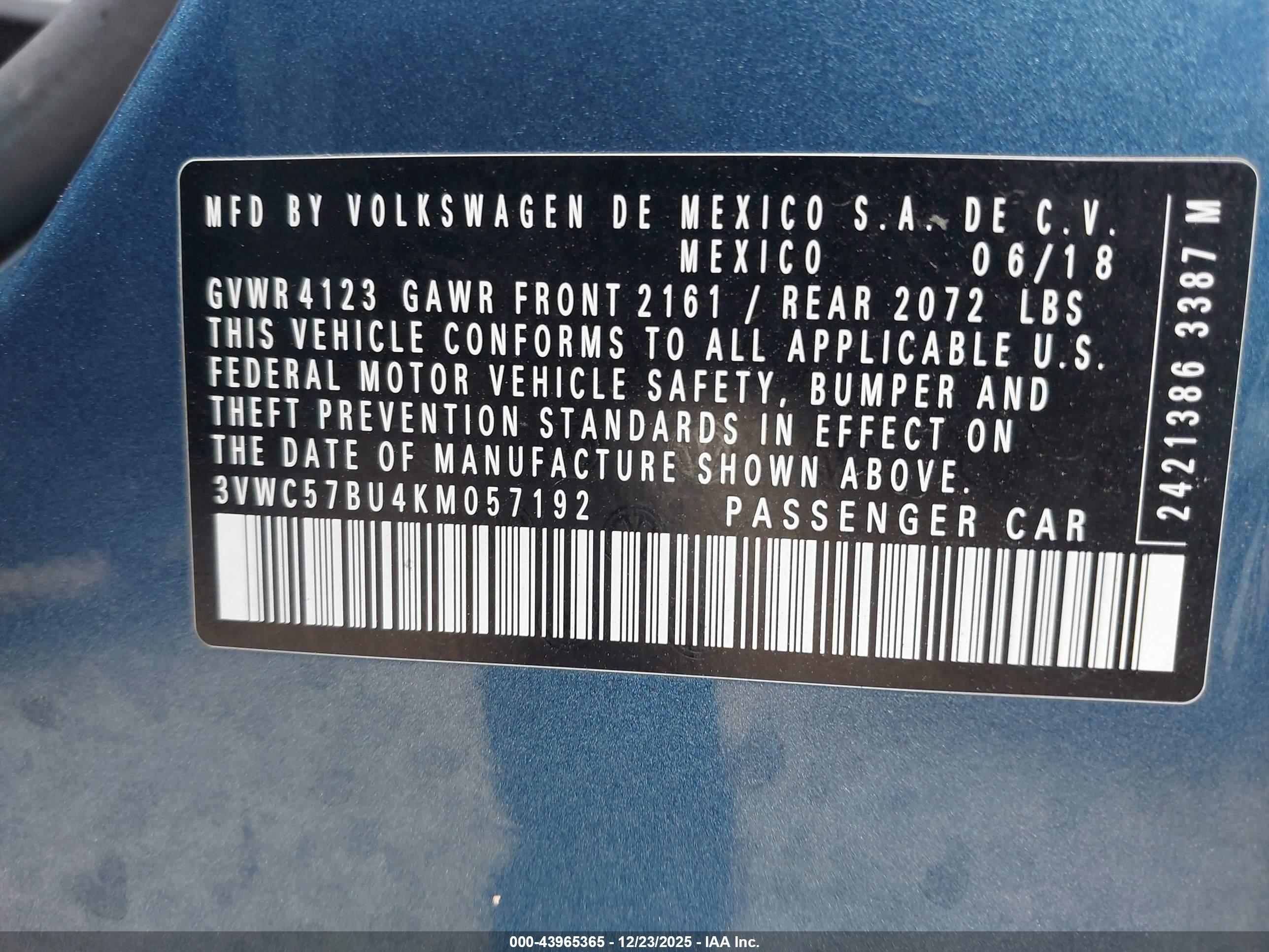 VOLKSWAGEN JETTA image 9