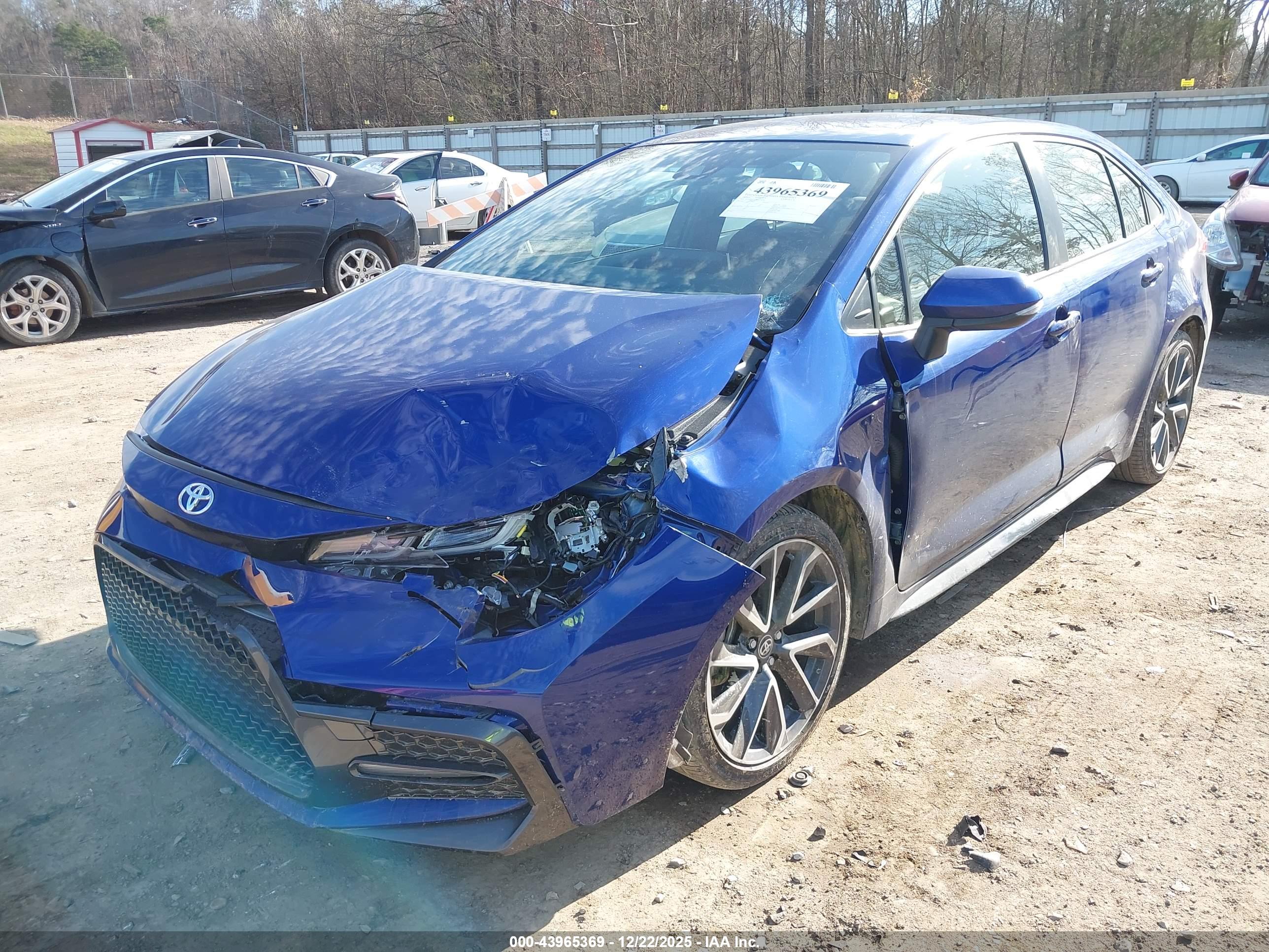 TOYOTA COROLLA image 2