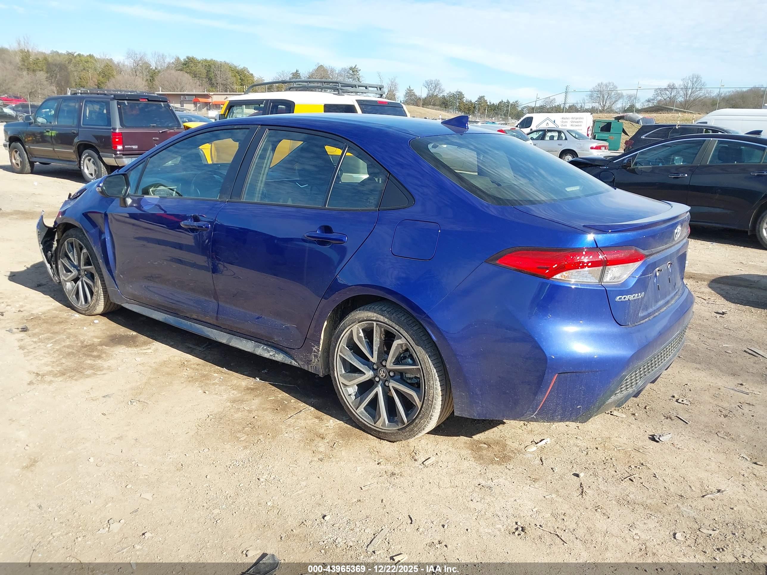 TOYOTA COROLLA image 3