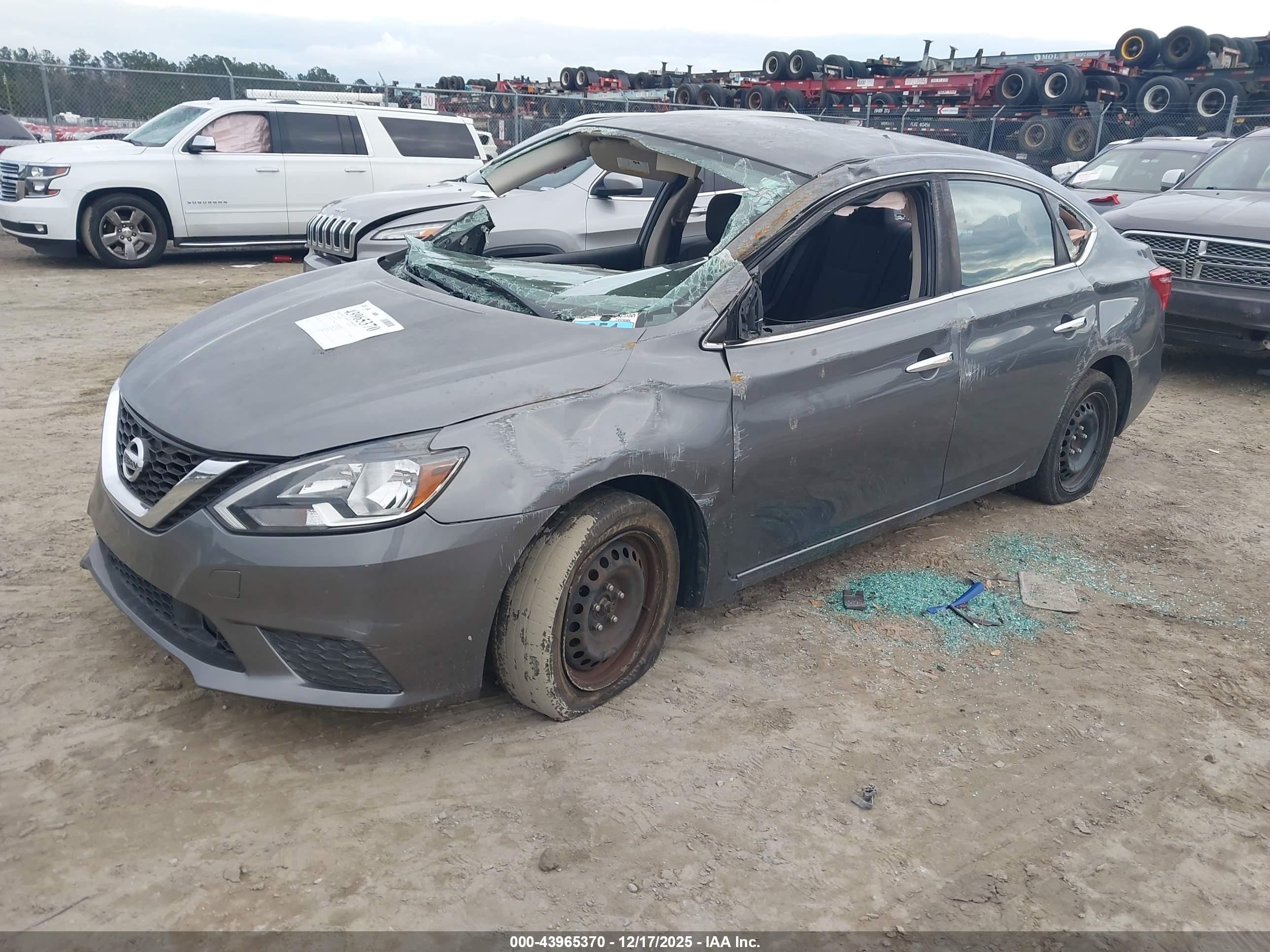 NISSAN SENTRA image 2