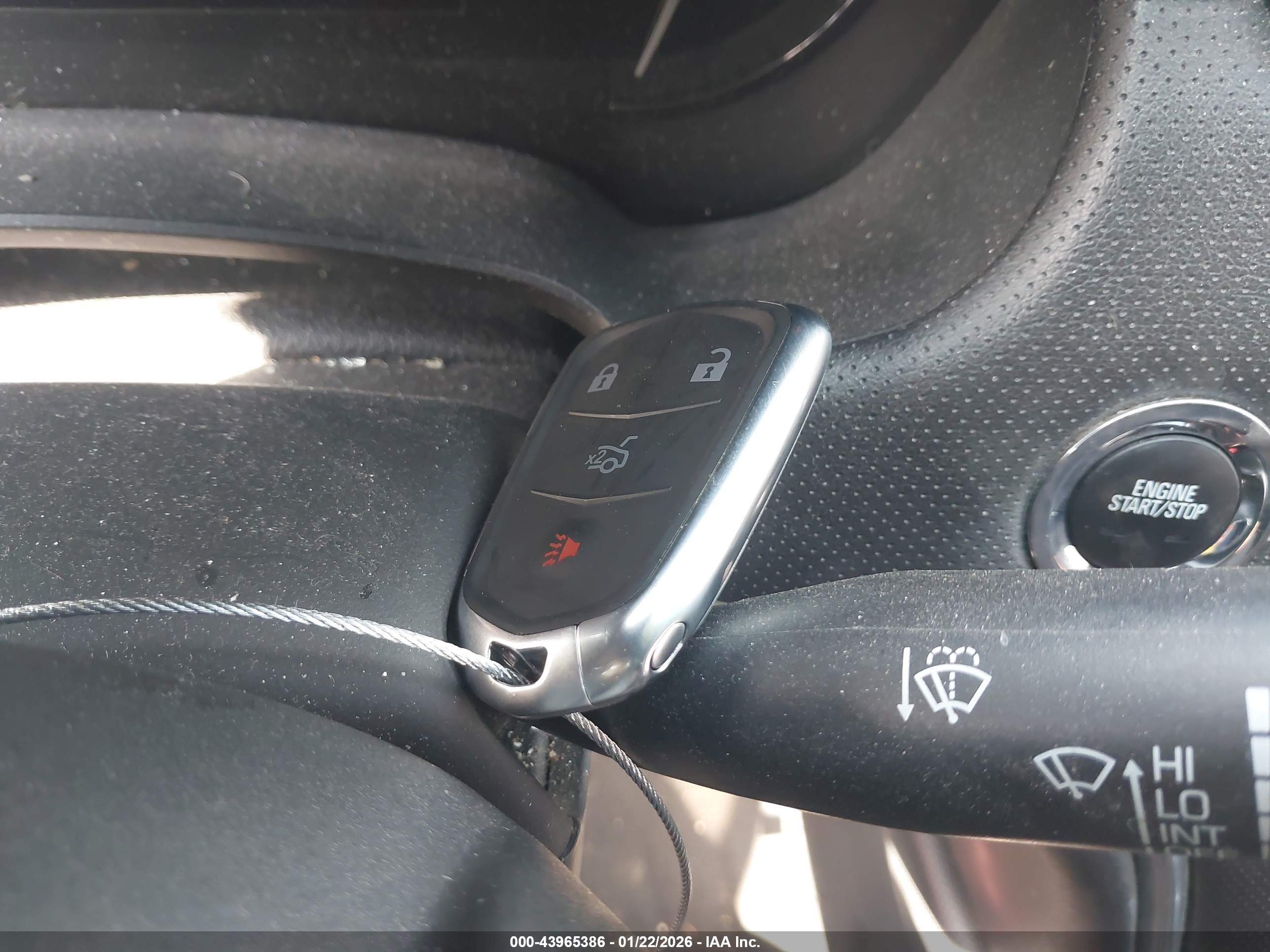 CADILLAC XTS image 11