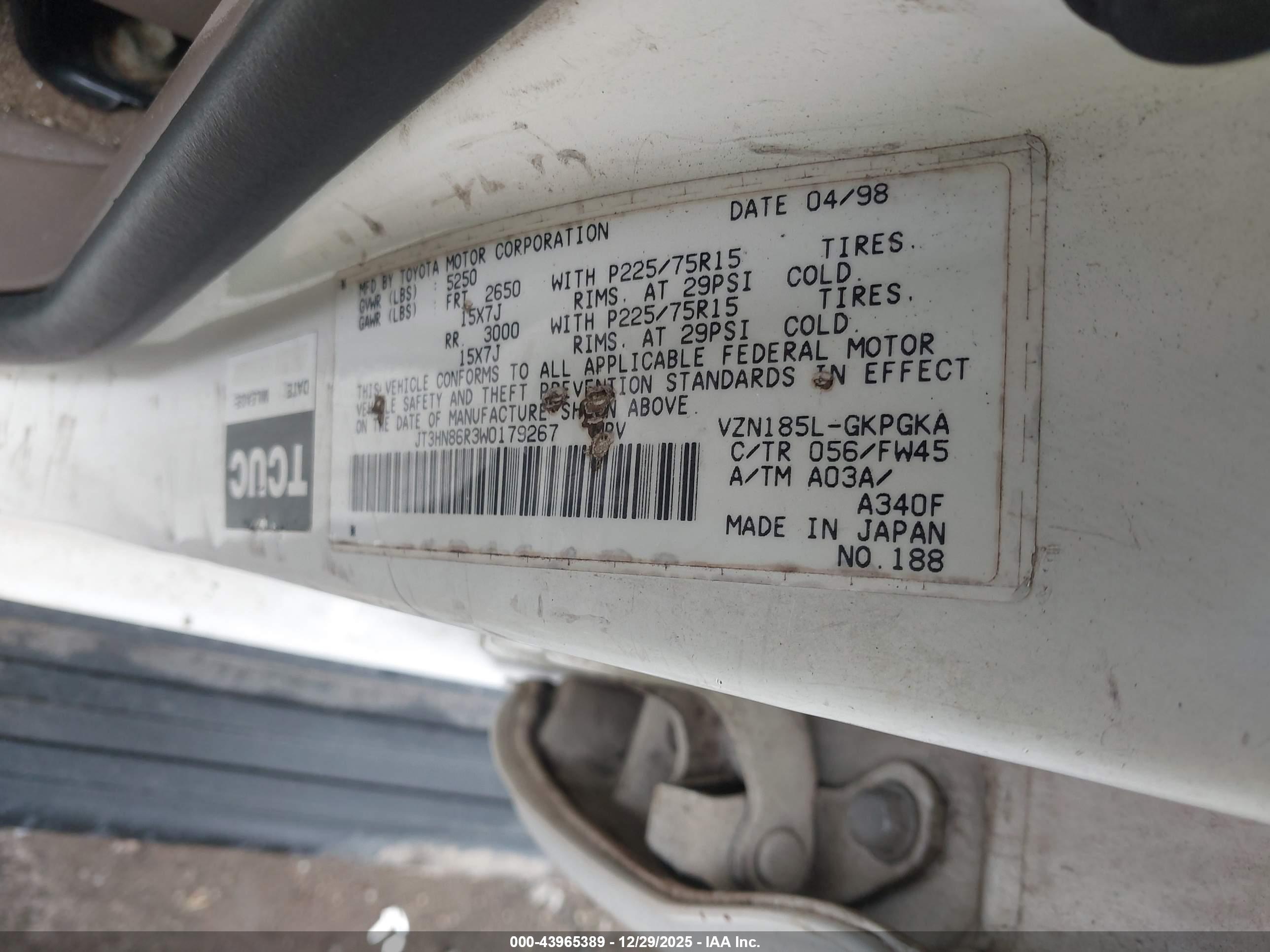 TOYOTA 4RUNNER image 9