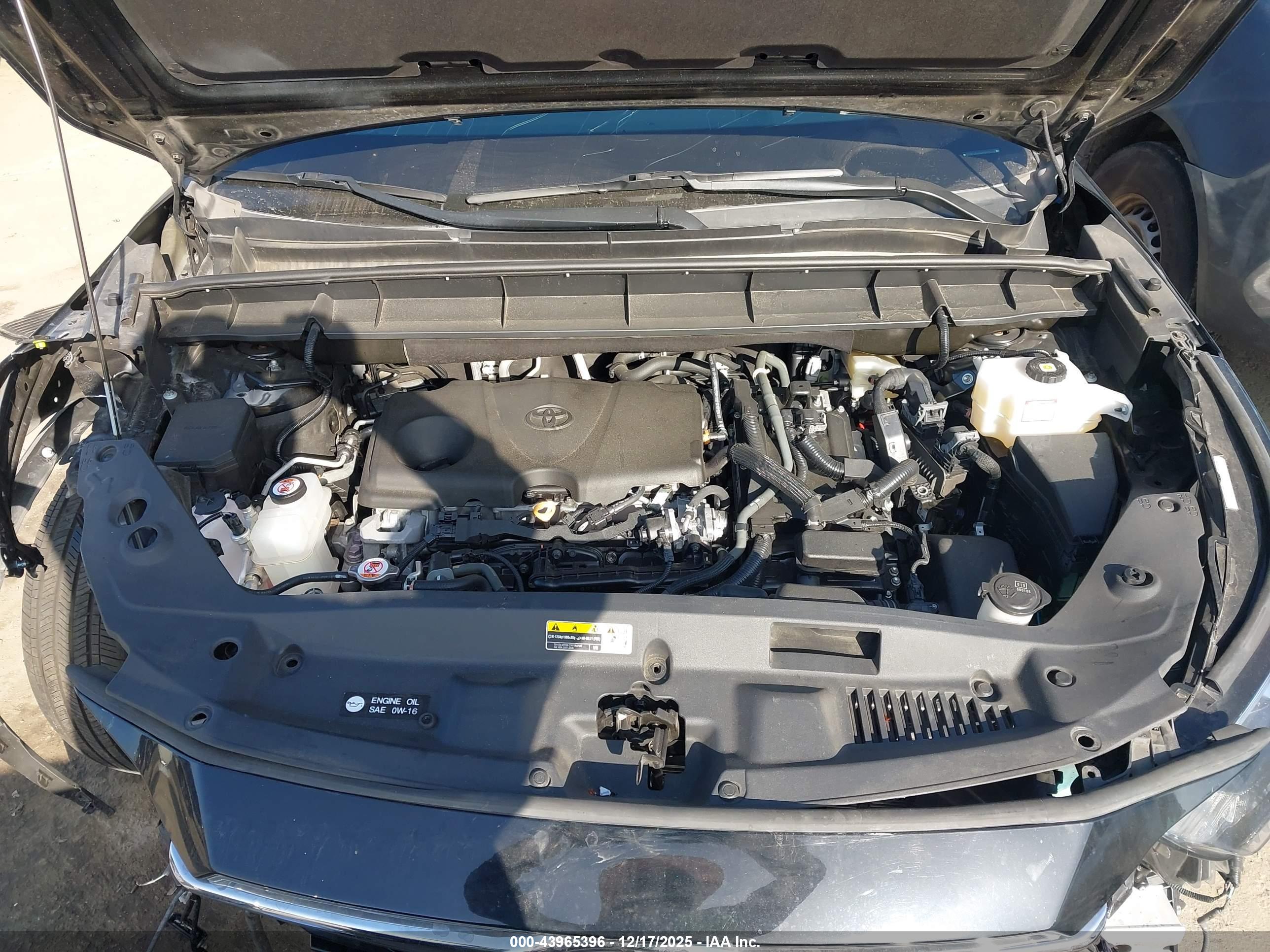 TOYOTA HIGHLANDER image 10
