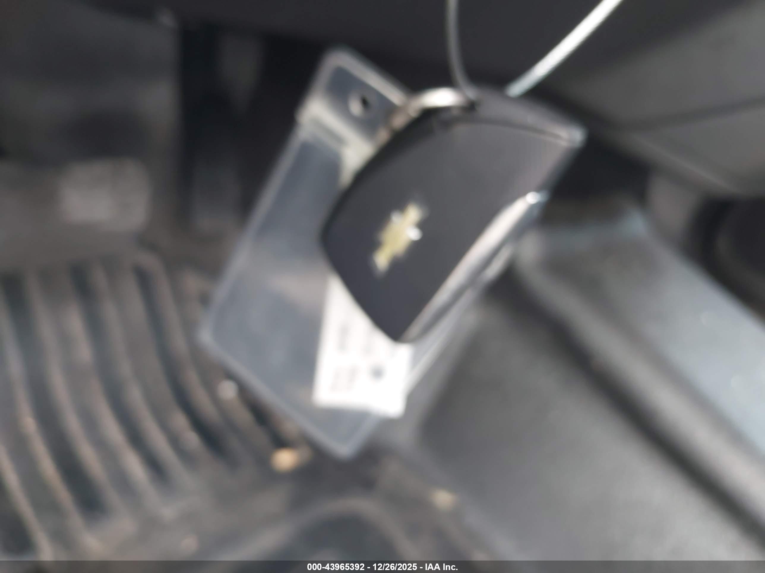 CHEVROLET SILVERADO image 11