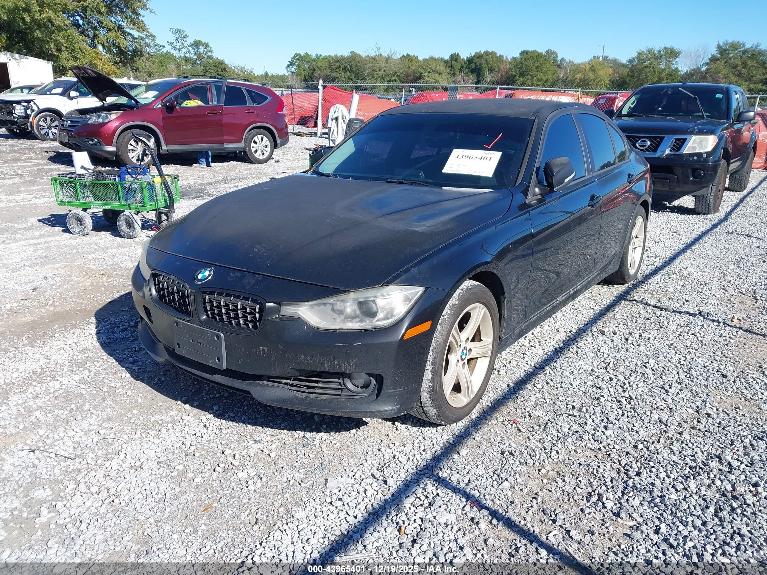 BMW 328I image 2