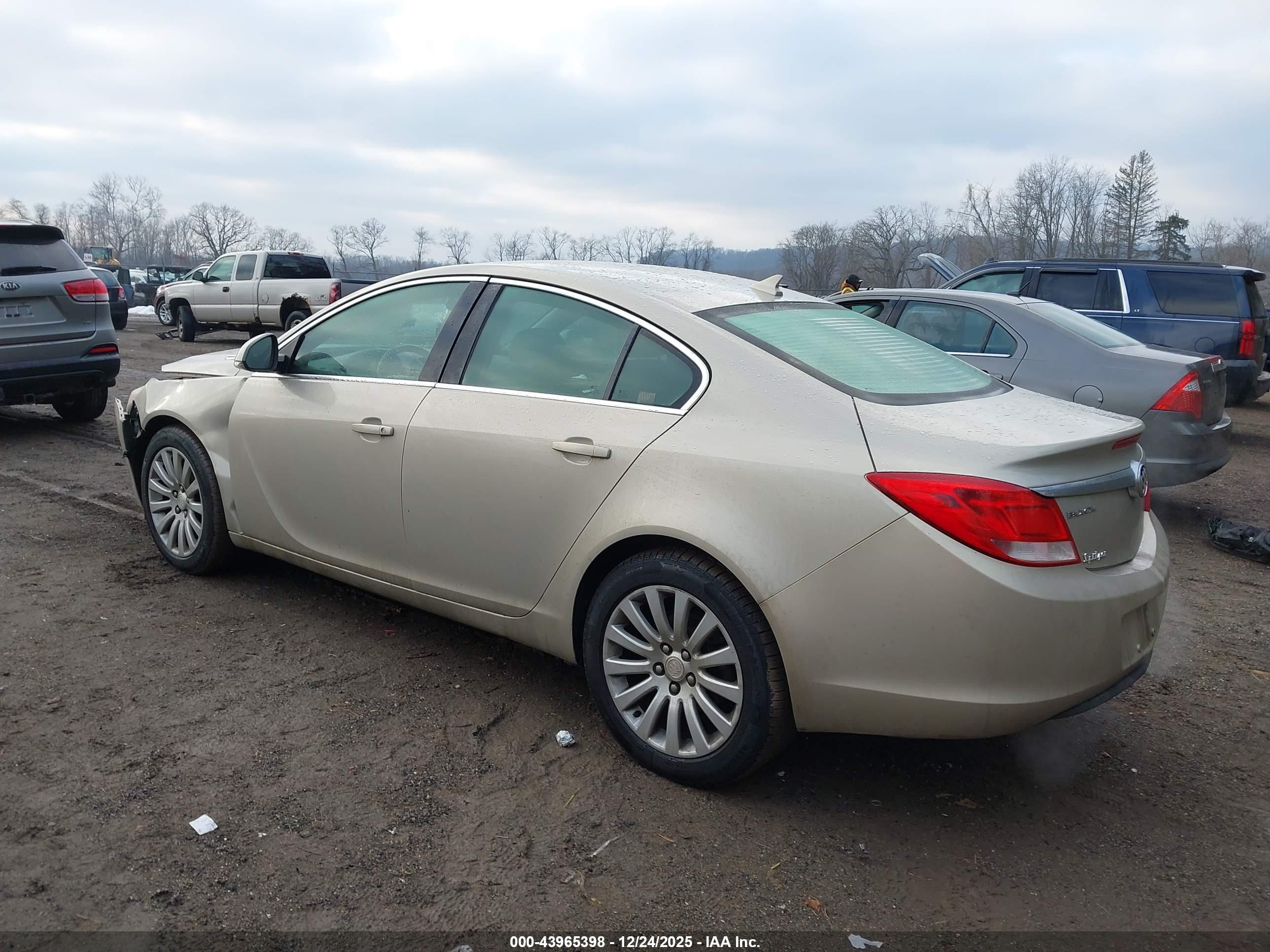 BUICK REGAL image 3