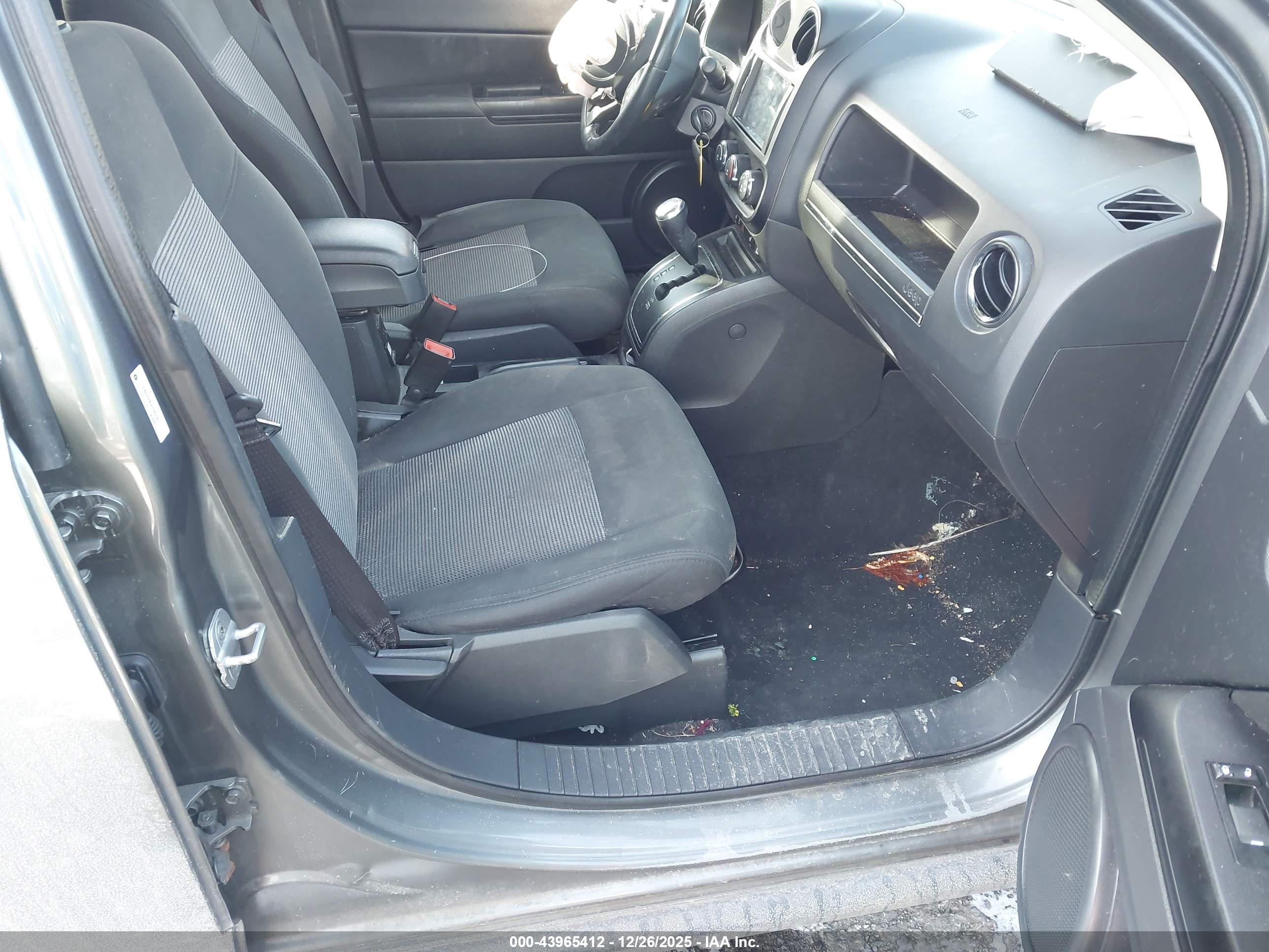 JEEP COMPASS image 5