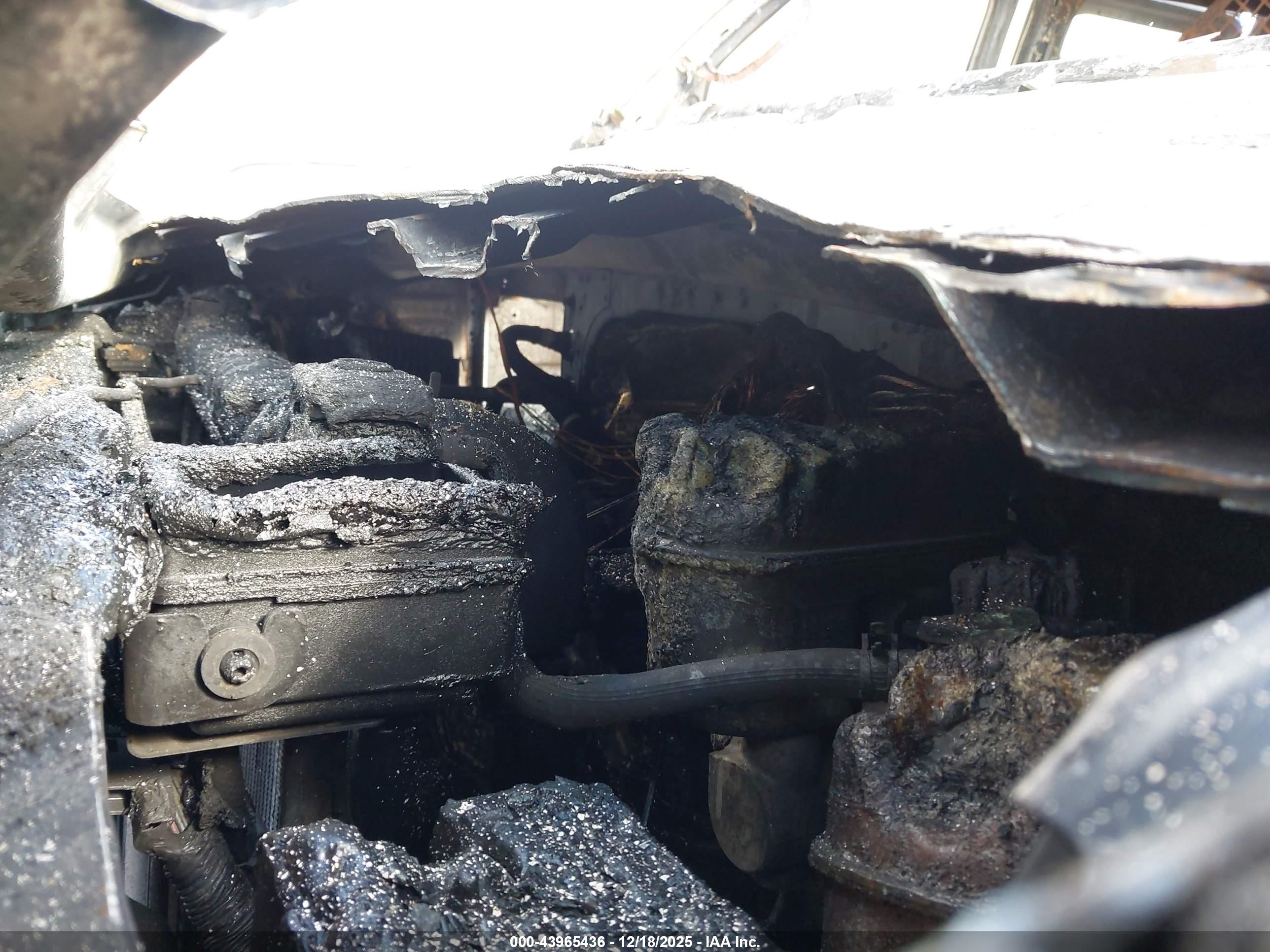 FORD E-250 image 10