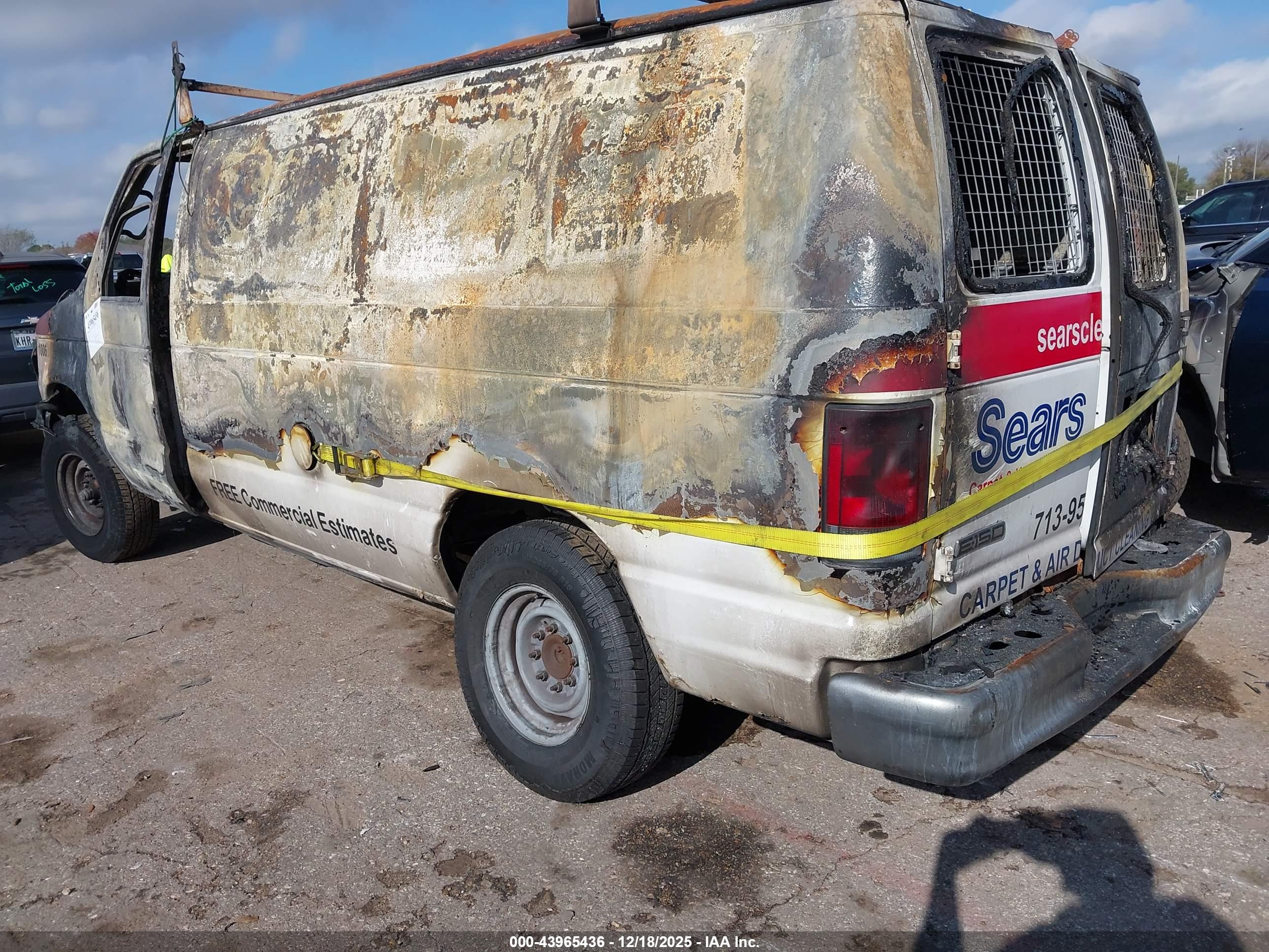 FORD E-250 image 3