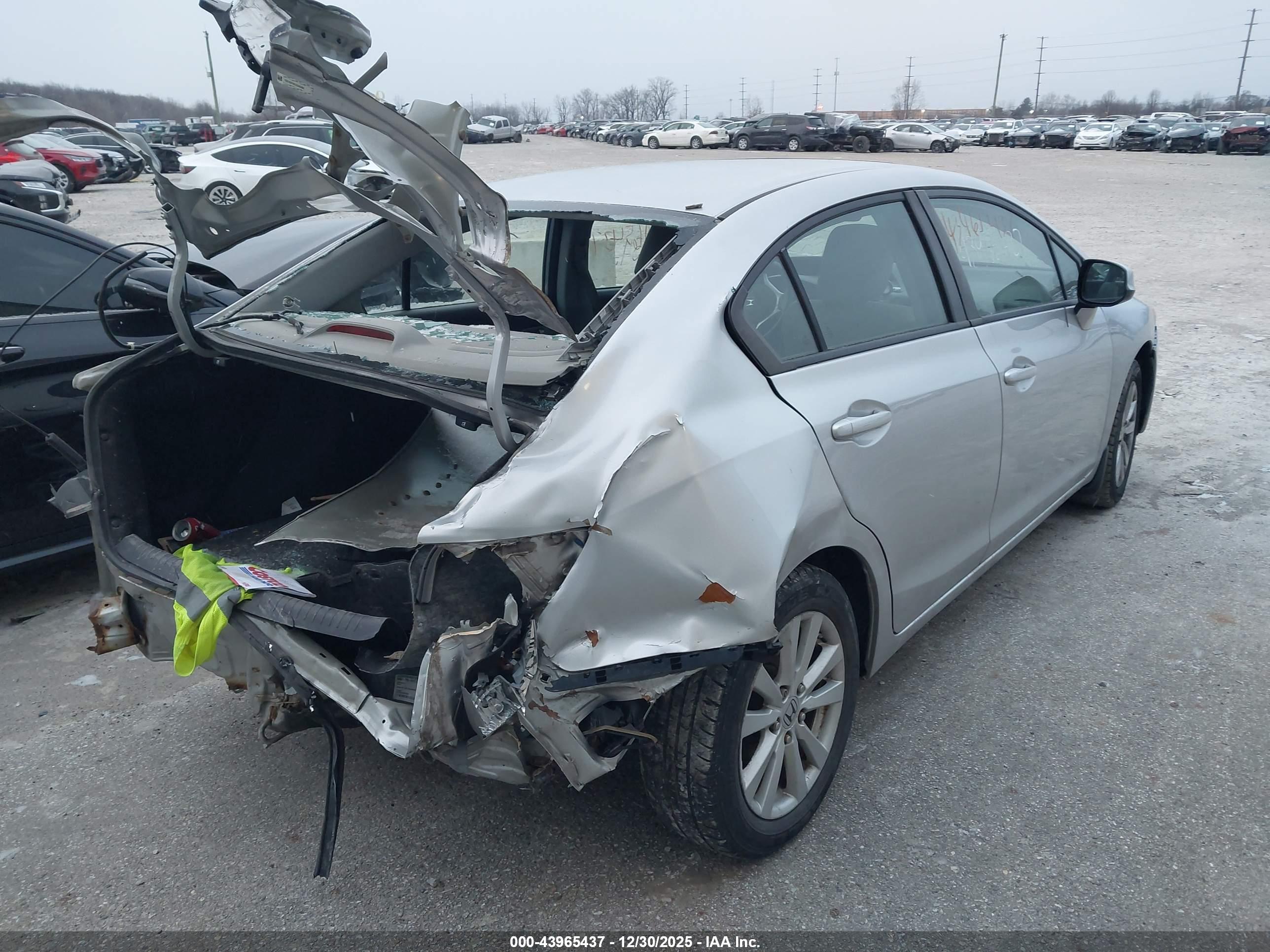 HONDA CIVIC image 4