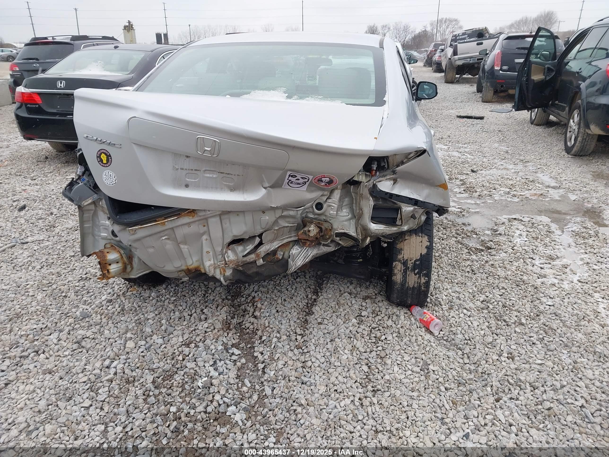 HONDA CIVIC image 6