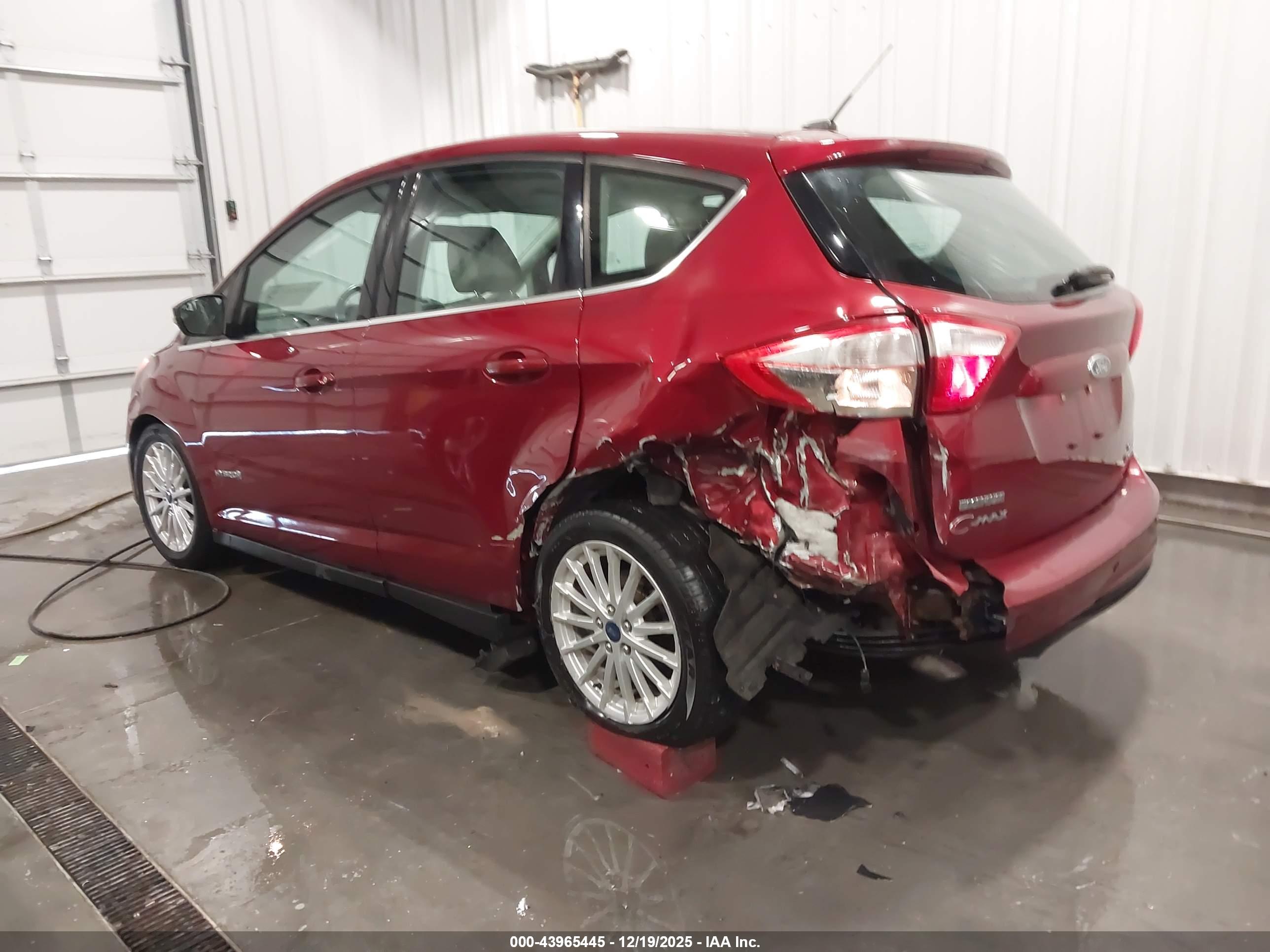 FORD C-MAX image 3