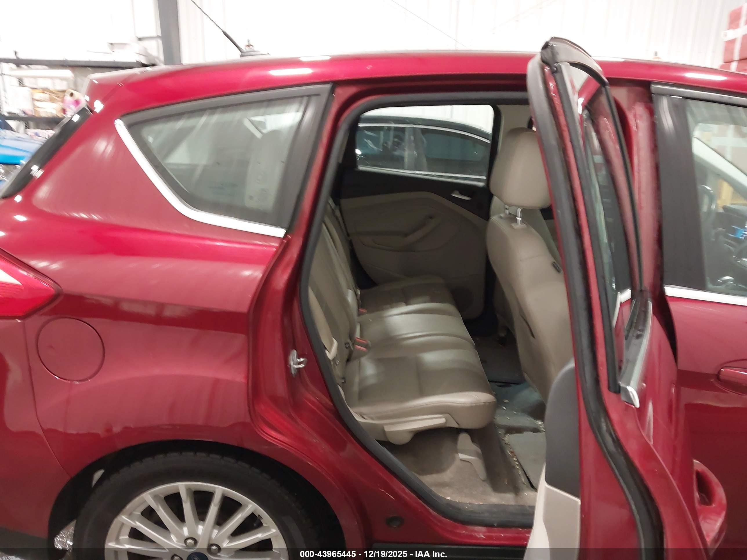 FORD C-MAX image 8