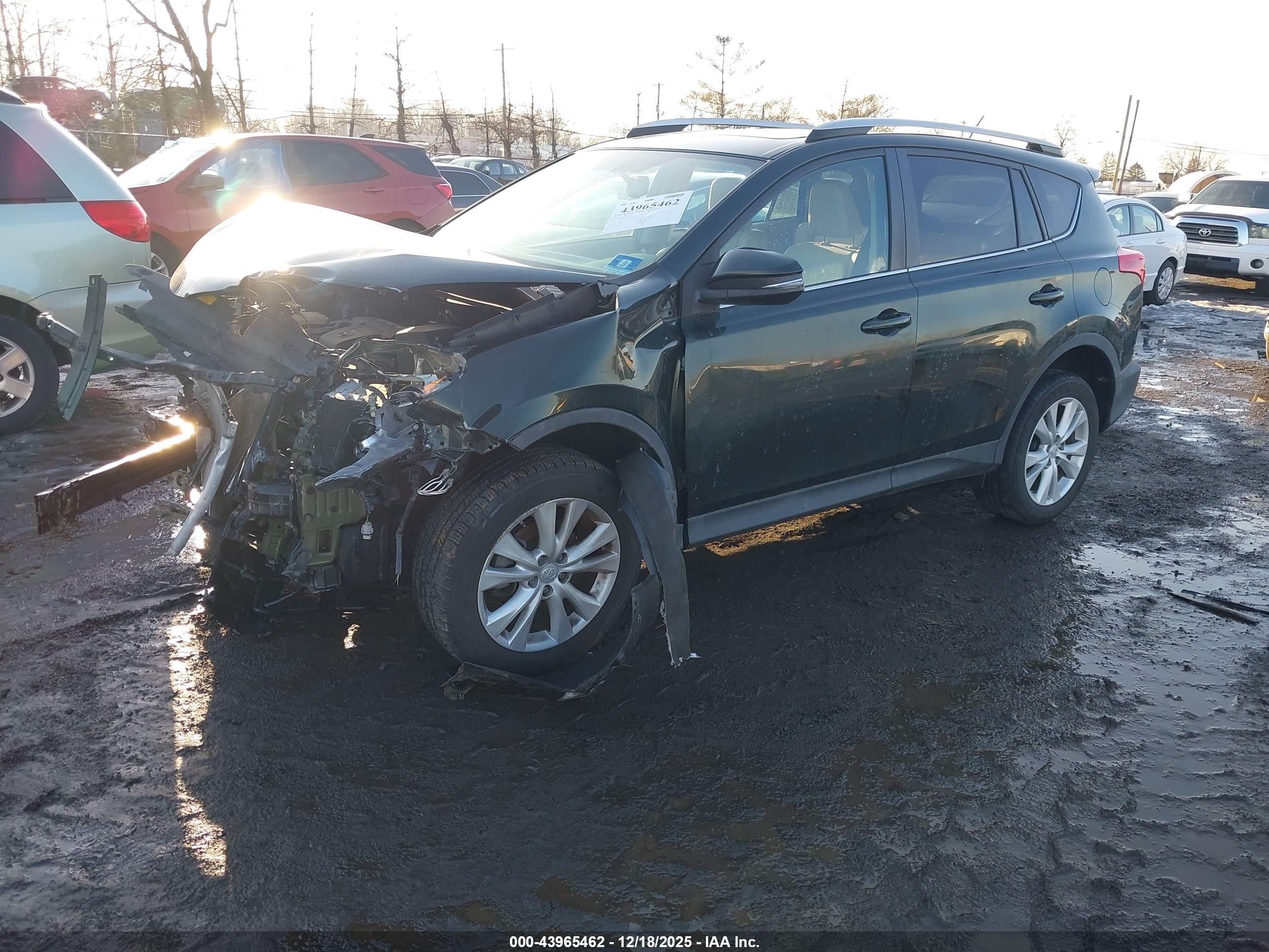 TOYOTA RAV4 image 2