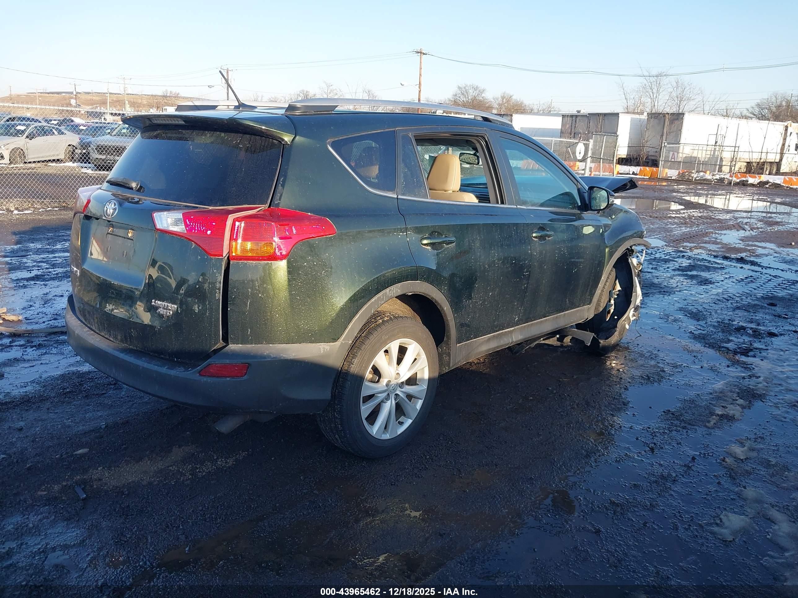 TOYOTA RAV4 image 4