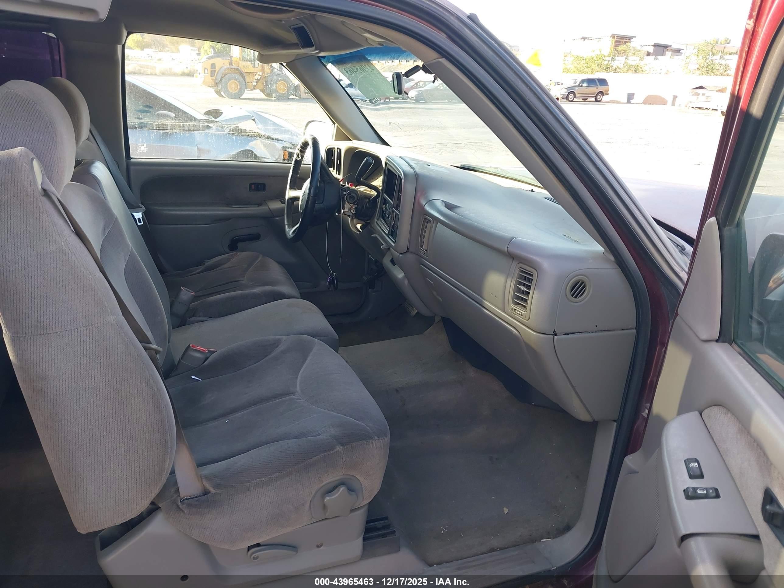 GMC SIERRA image 5
