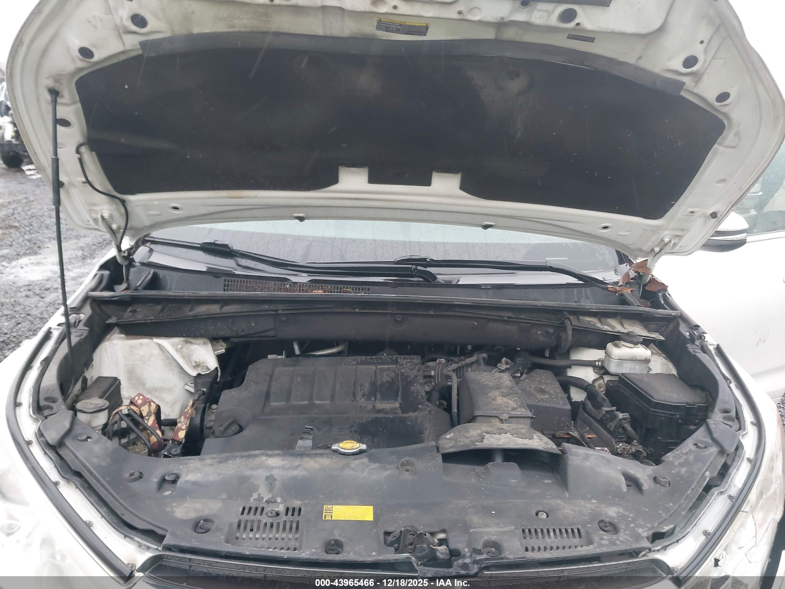 TOYOTA HIGHLANDER image 10