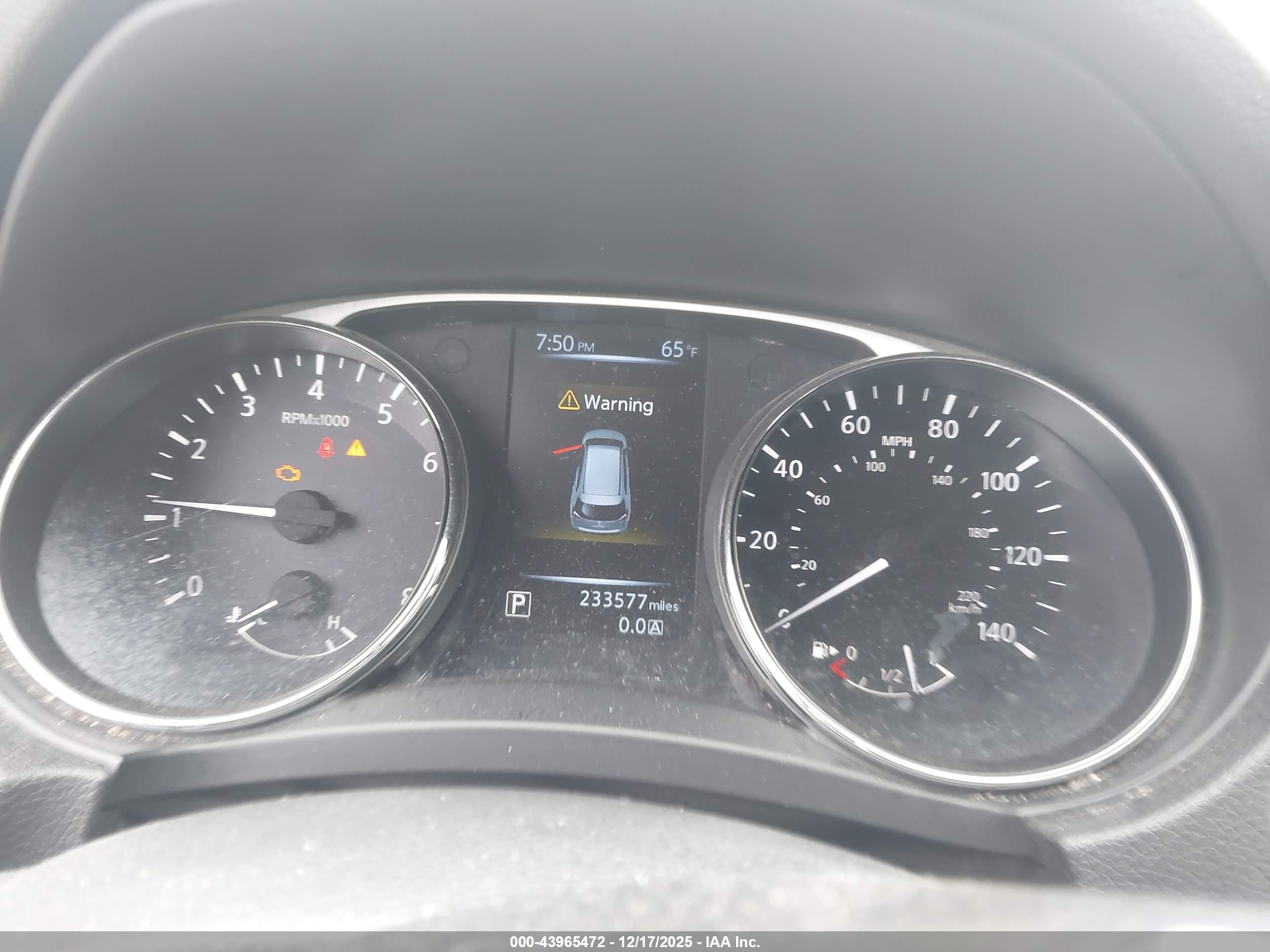 NISSAN ROGUE image 7