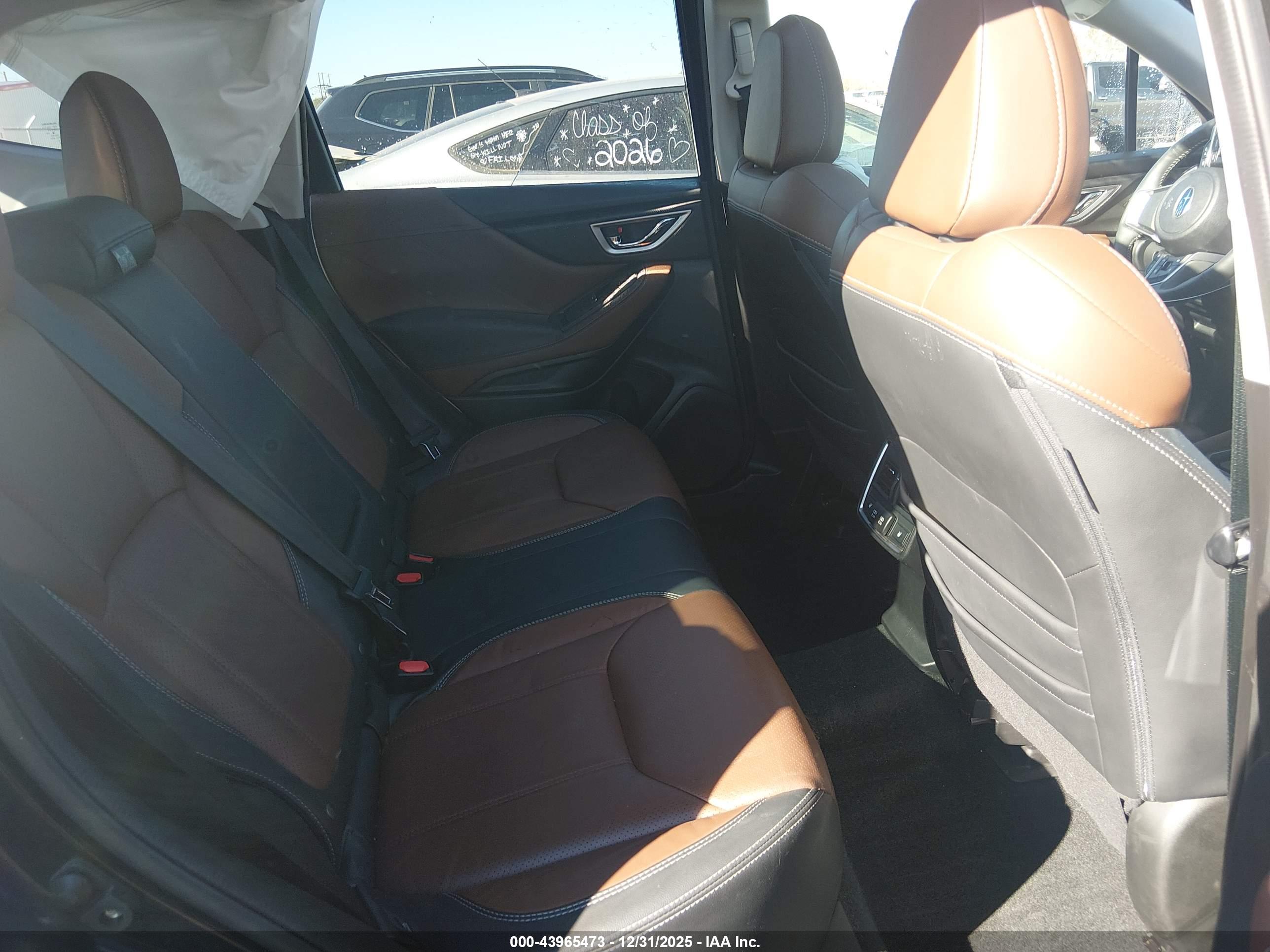 SUBARU FORESTER image 8