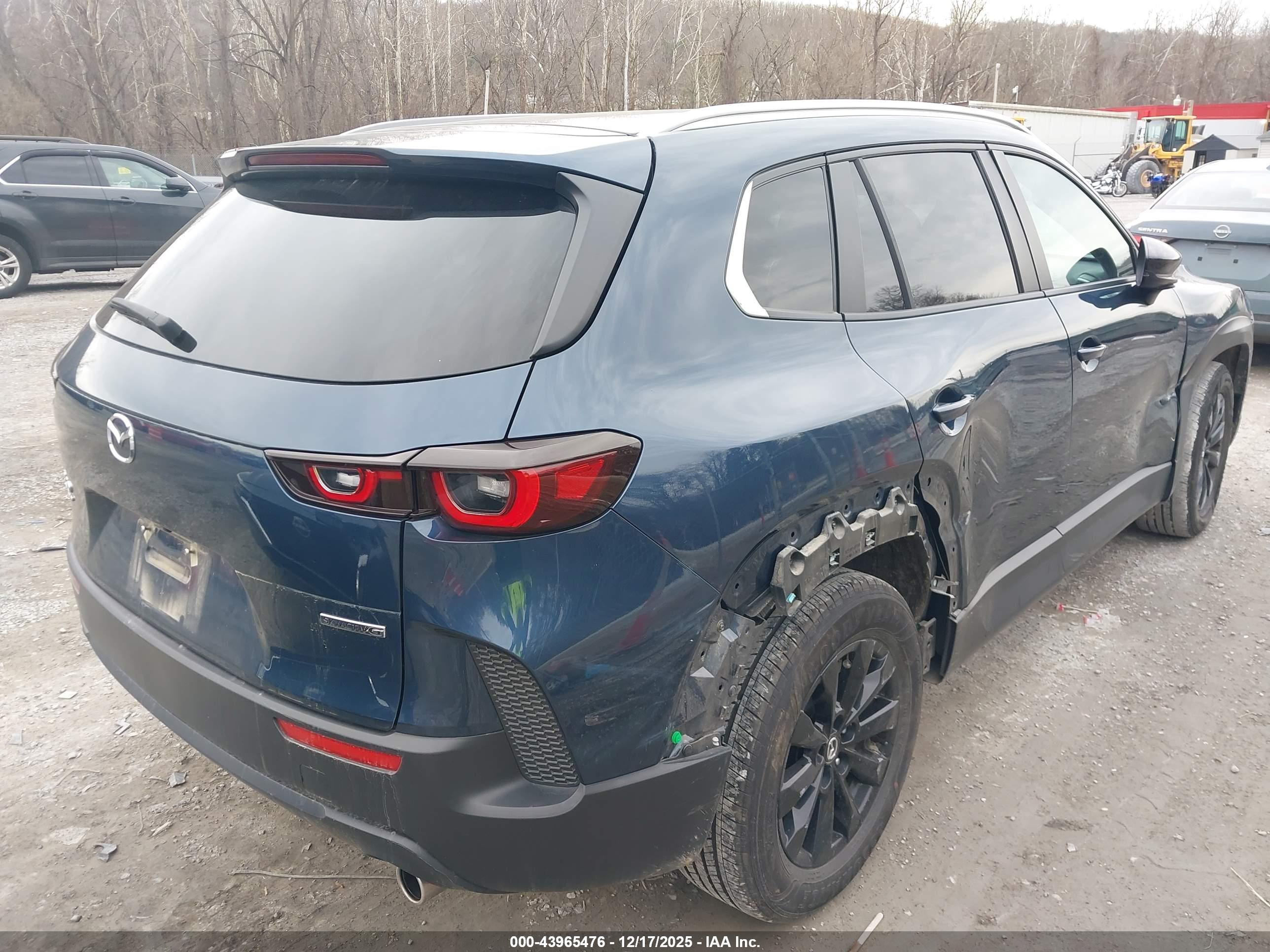 MAZDA CX-50 image 4