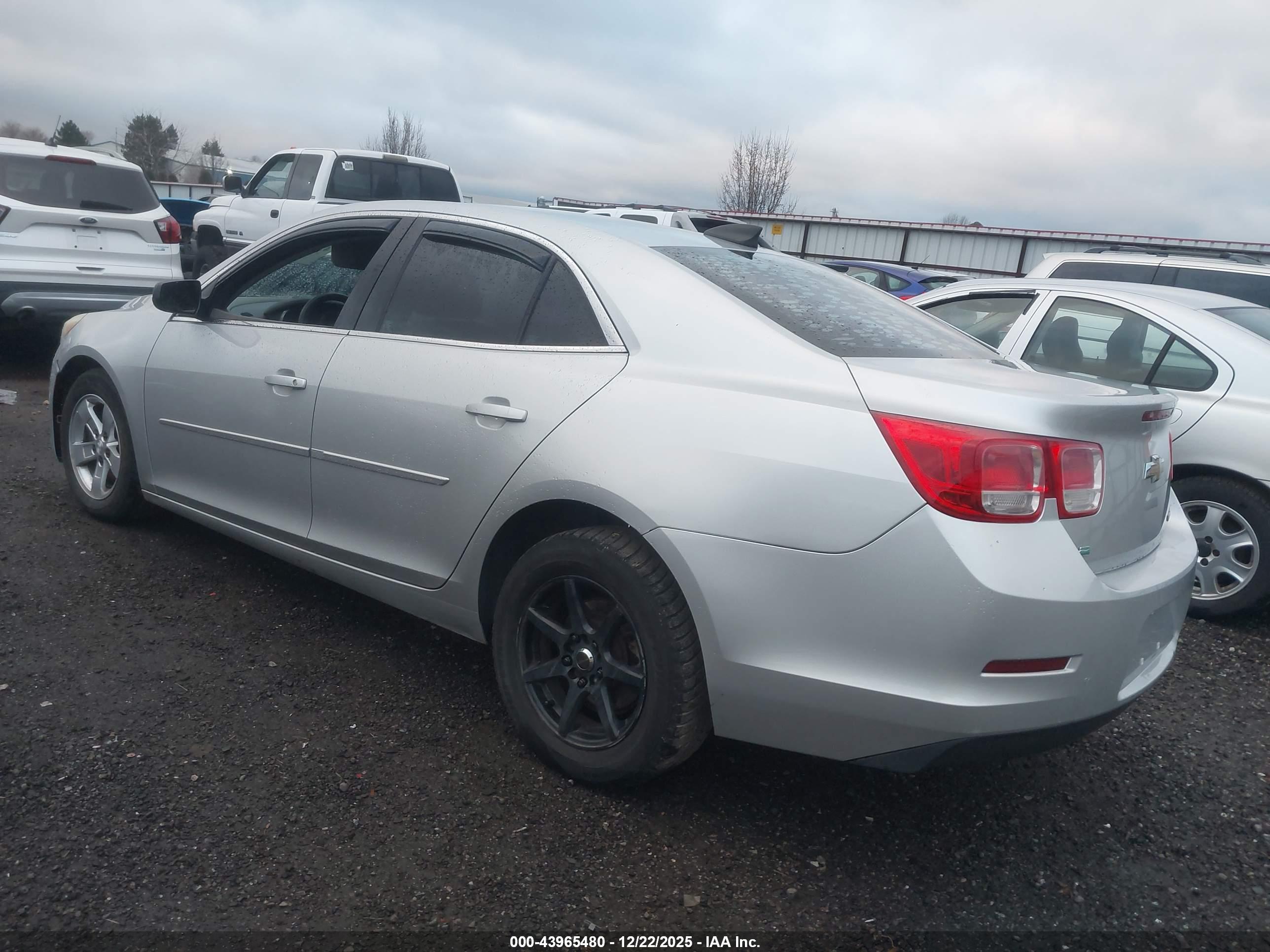 CHEVROLET MALIBU image 3